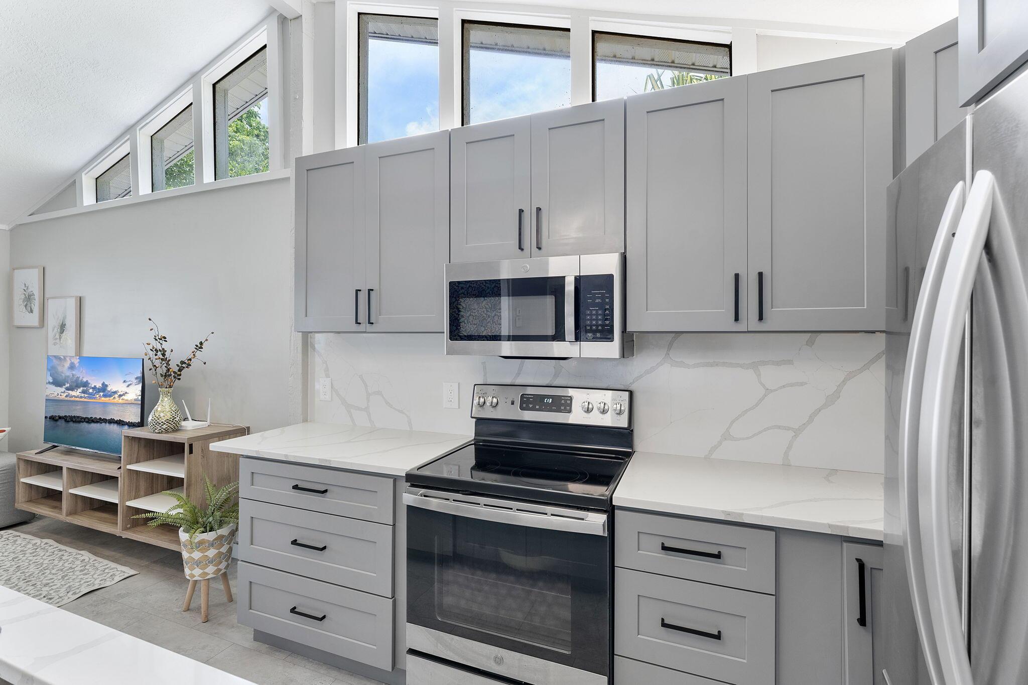 1292 SW 25th Ave Fort Lauderdale, FL 33312