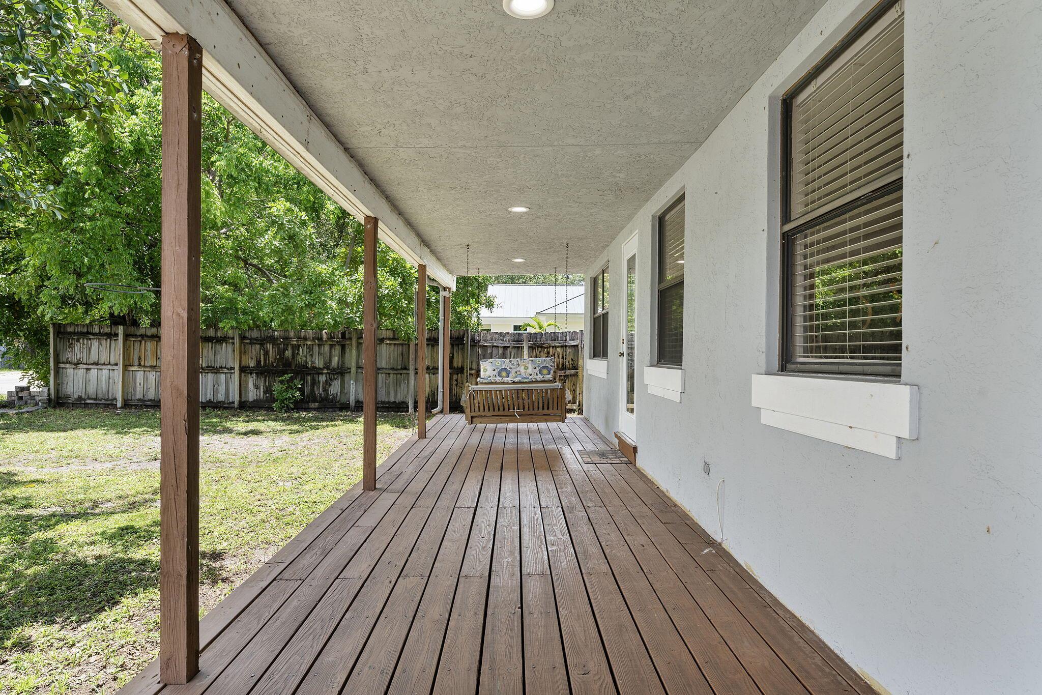 1292 SW 25th Ave Fort Lauderdale, FL 33312