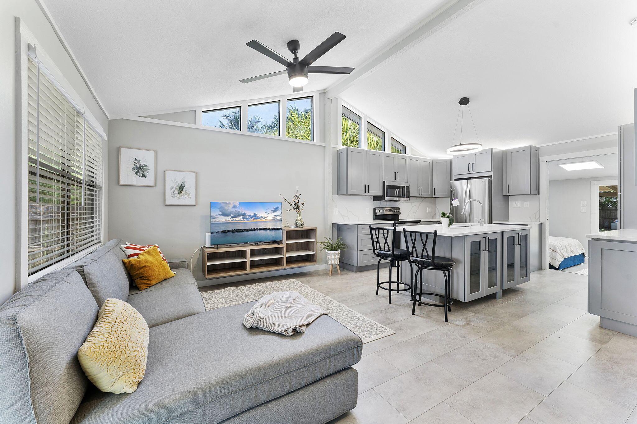 1292 SW 25th Ave Fort Lauderdale, FL 33312