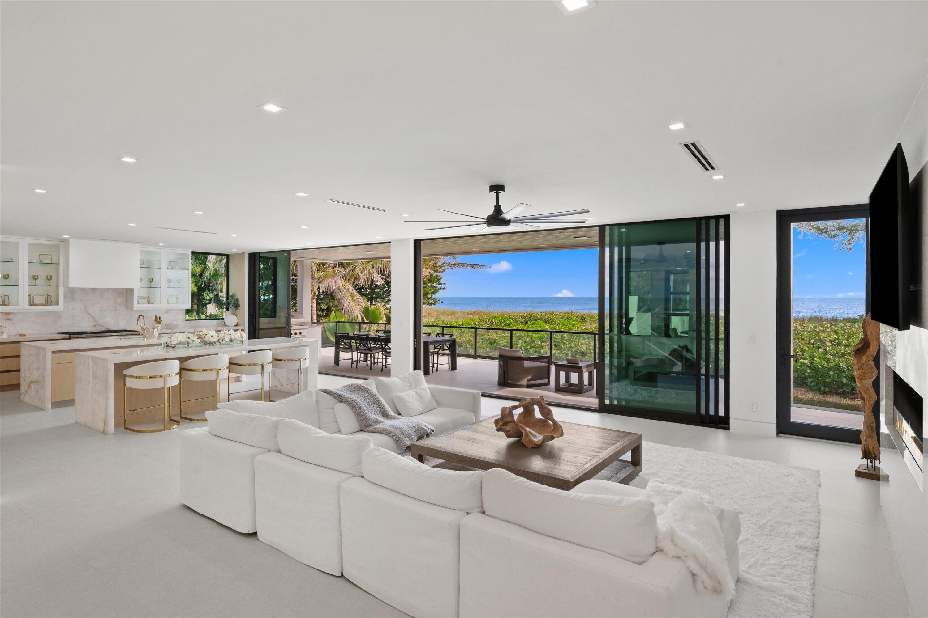 75 N Beach Rd Jupiter Island, FL 33455