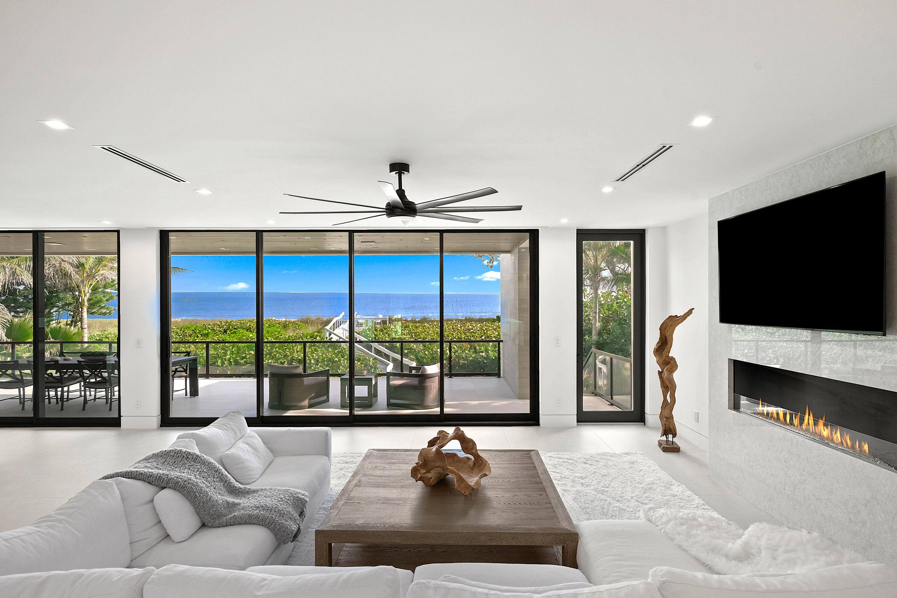 75 N Beach Rd Jupiter Island, FL 33455