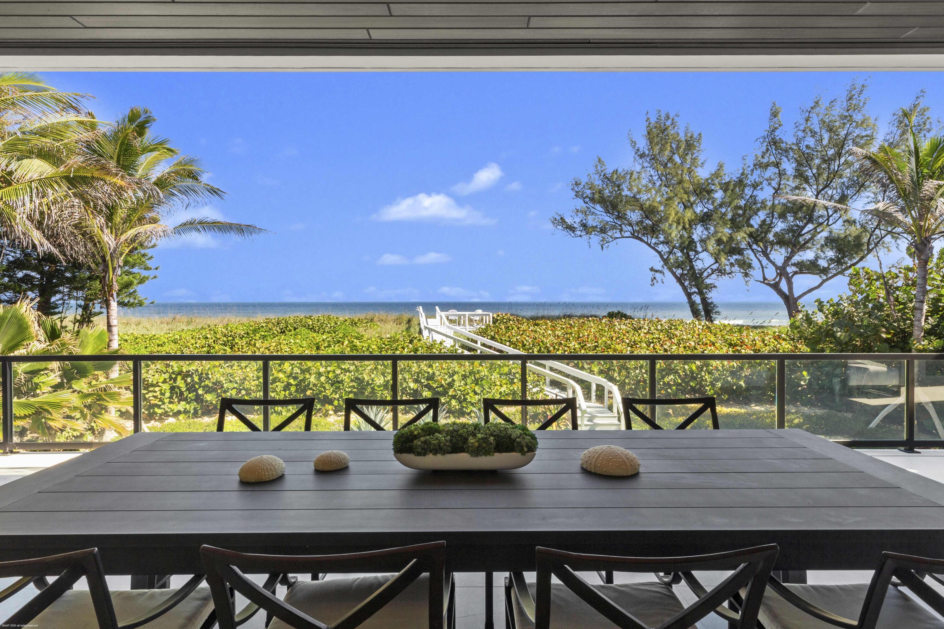 75 N Beach Rd Jupiter Island, FL 33455