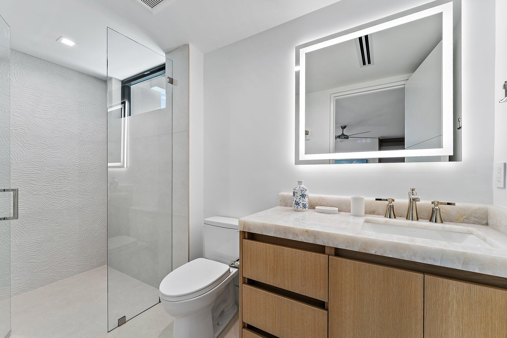 75 N Beach Rd Jupiter Island, FL 33455