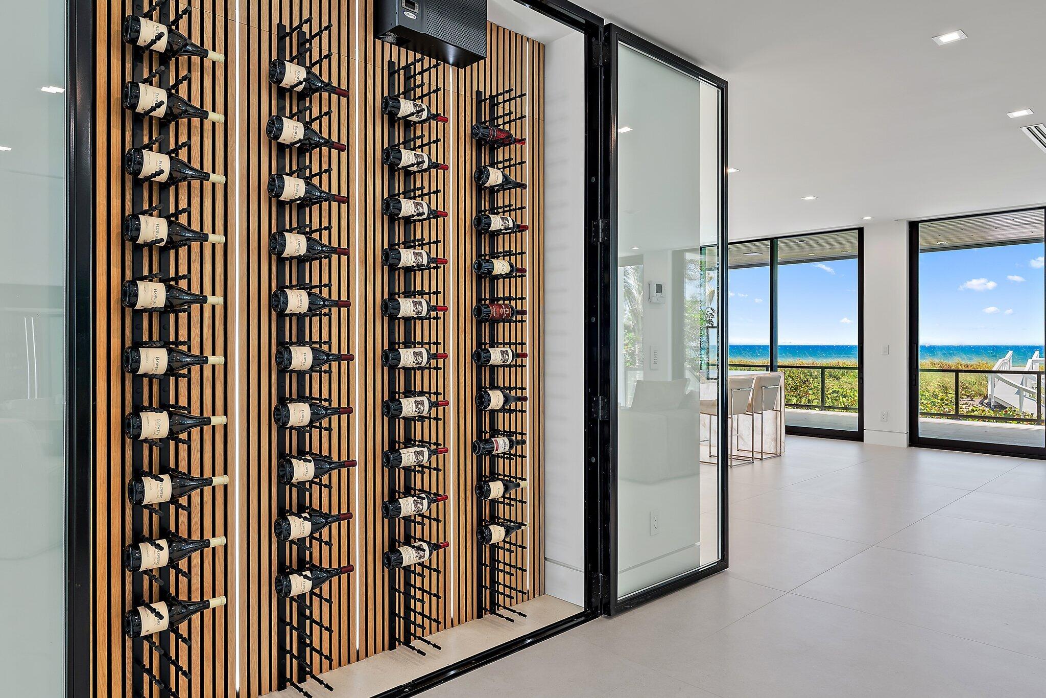 75 N Beach Rd Jupiter Island, FL 33455