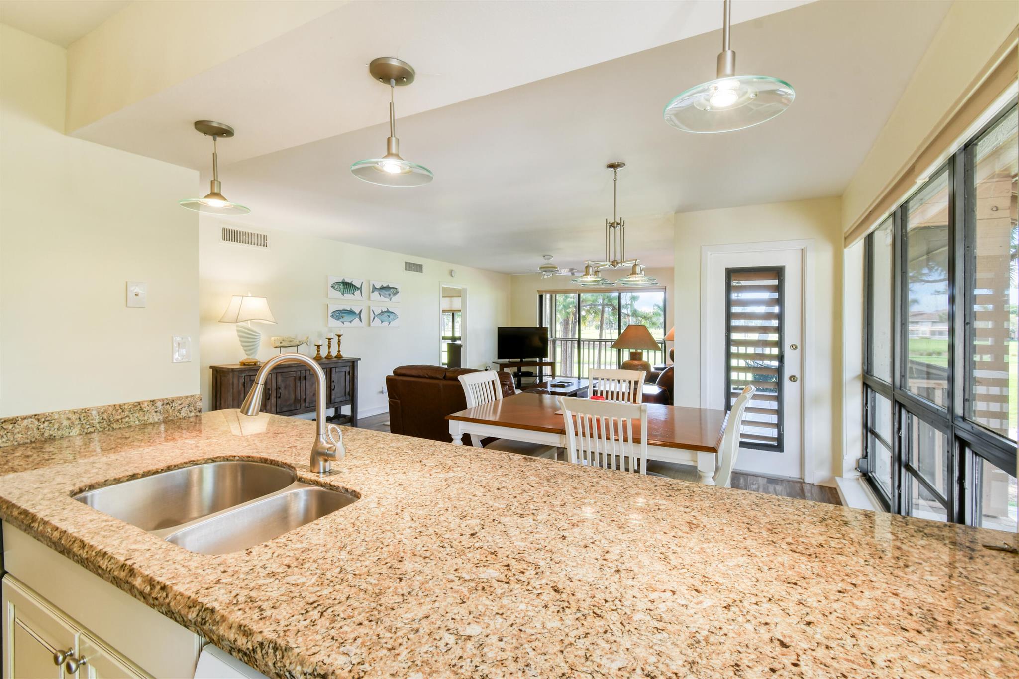 326 Brackenwood Cir Palm Beach Gardens, FL 33418