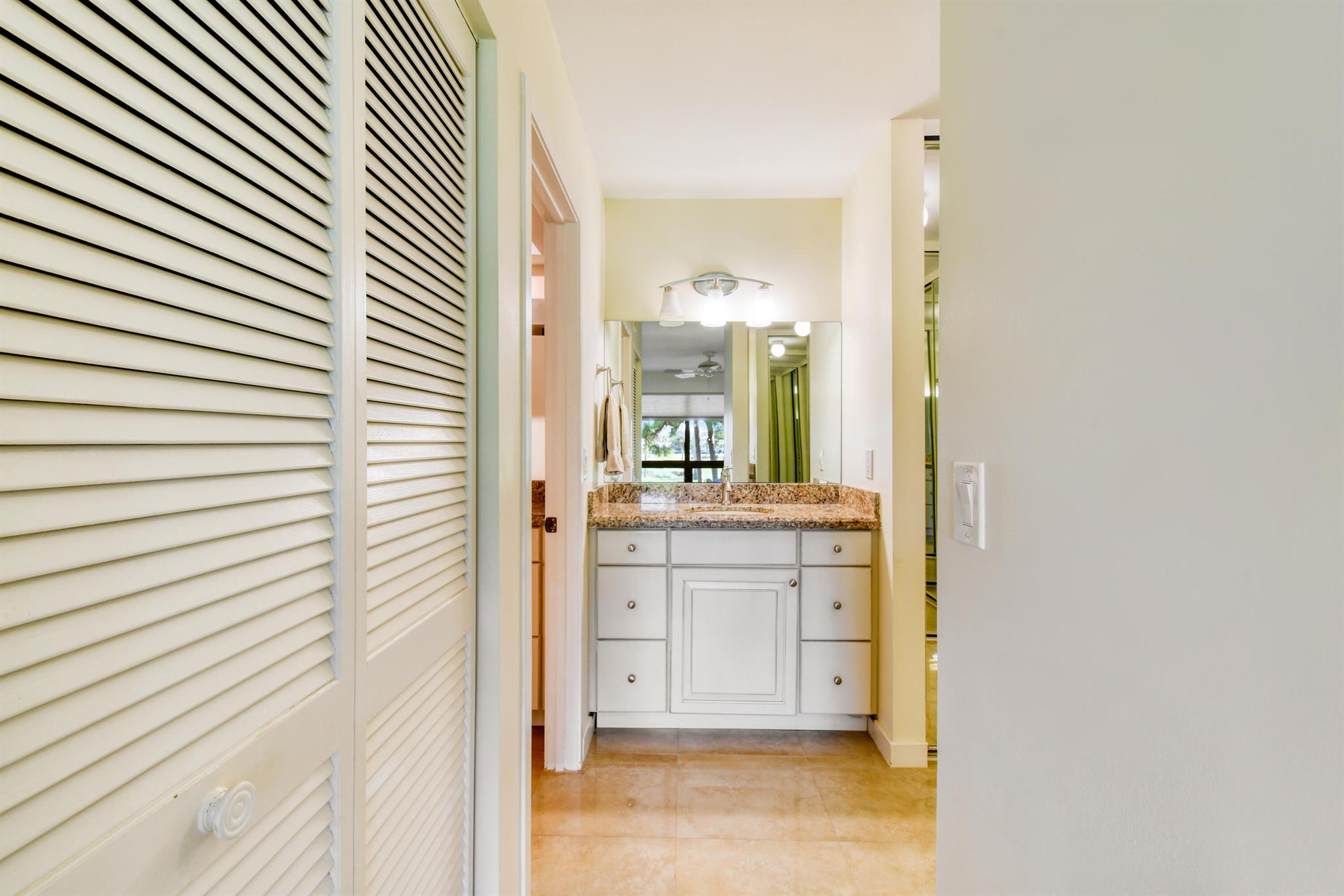 326 Brackenwood Cir Palm Beach Gardens, FL 33418