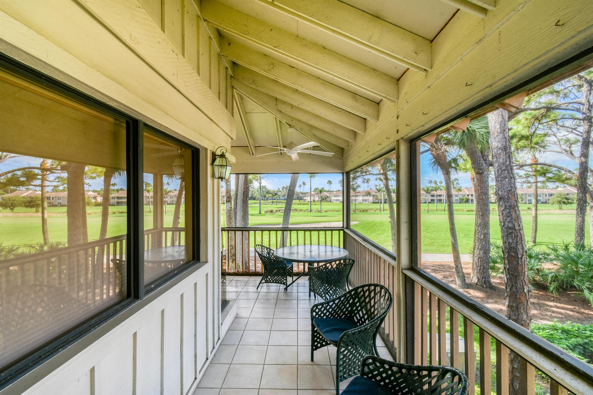 326 Brackenwood Cir Palm Beach Gardens, FL 33418