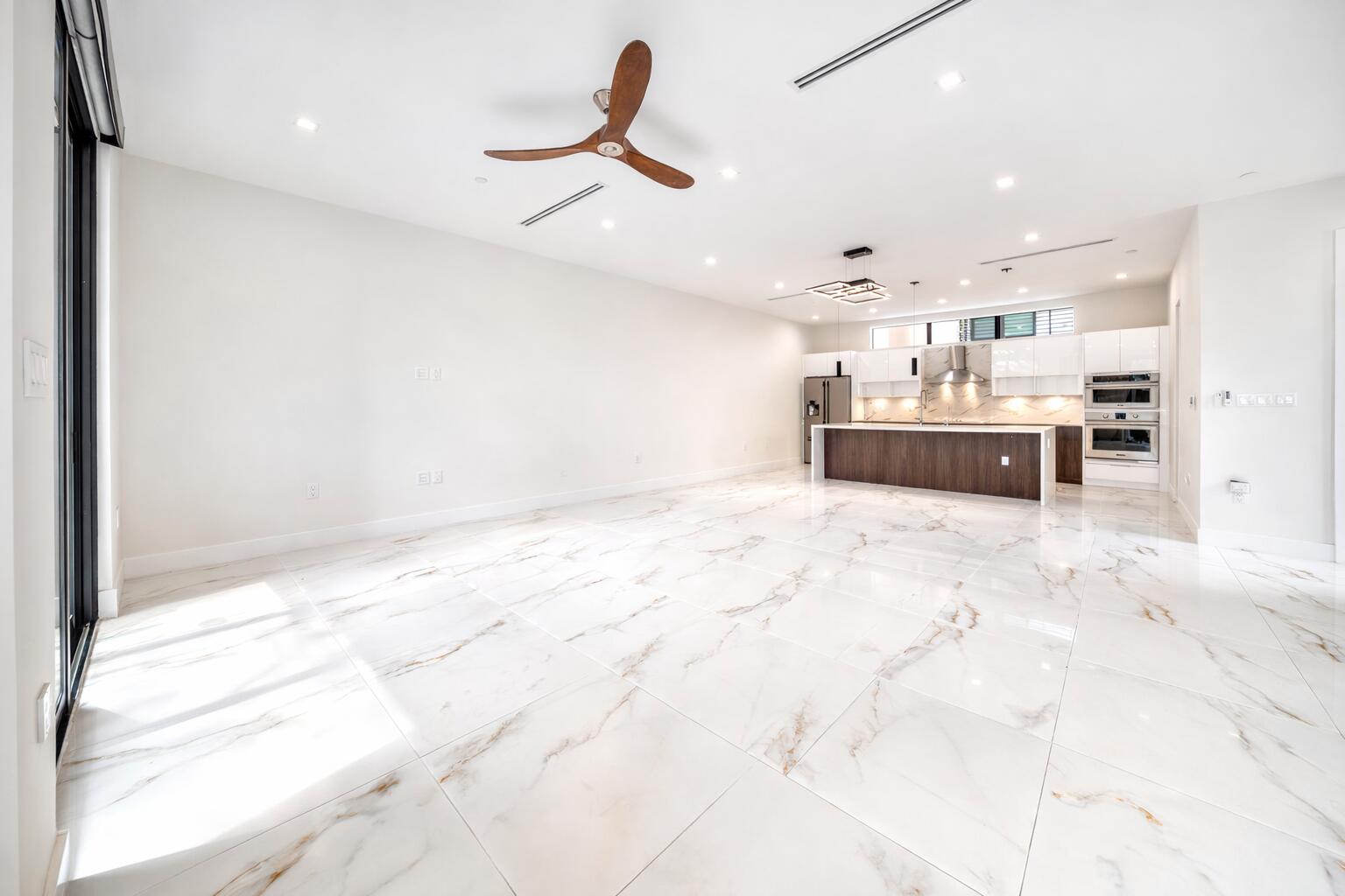 1052 N Victoria Park Fort Lauderdale, FL 33304