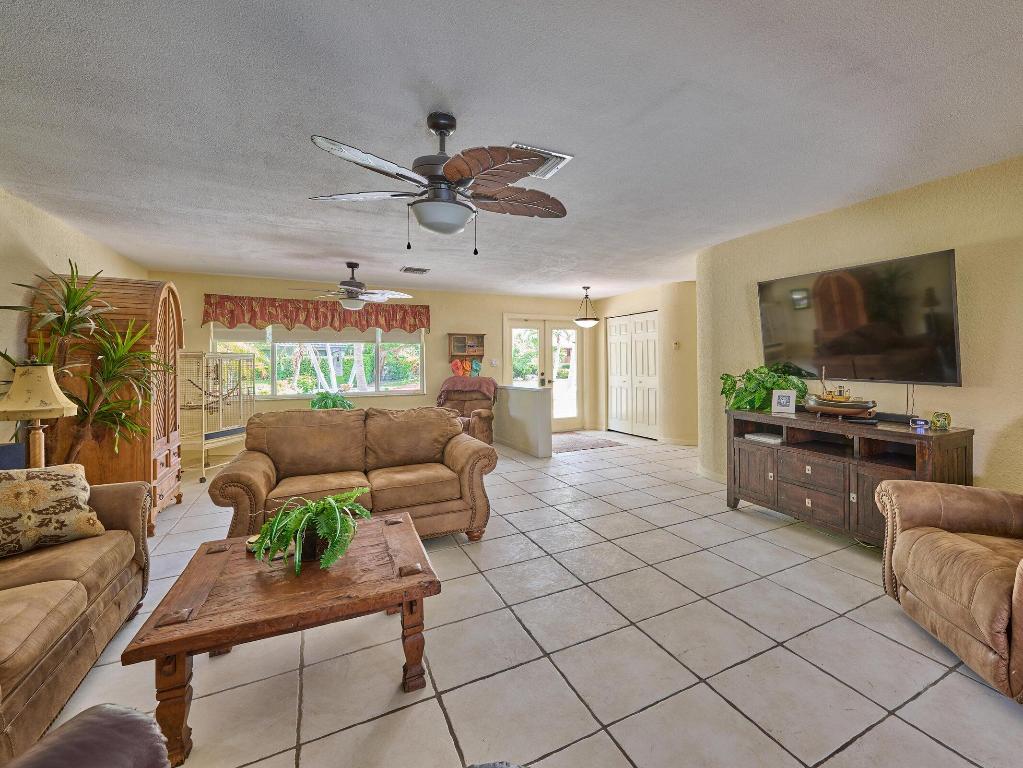 2810 NE 48th Lighthouse Point, FL 33064