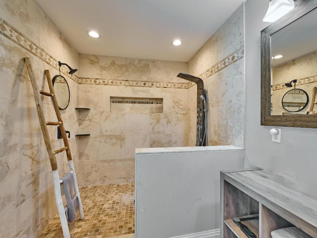 2810 NE 48th Lighthouse Point, FL 33064