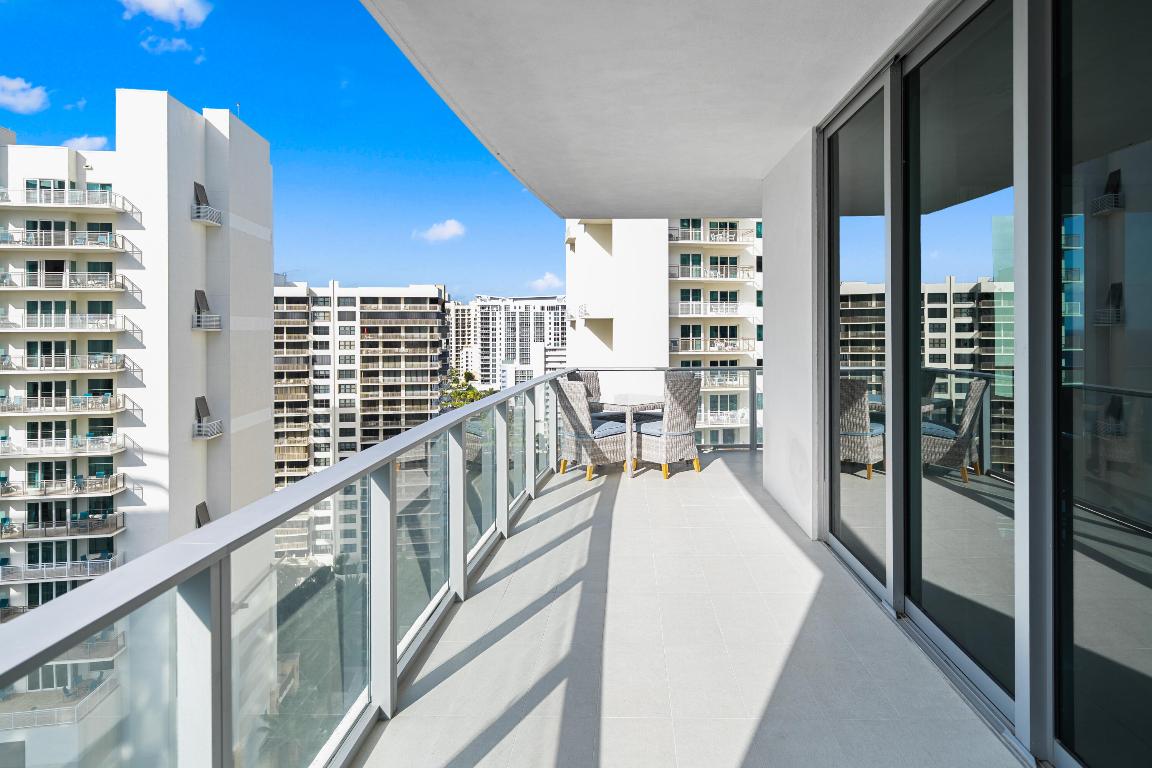 3100 N Ocean #H-1508 & H-1509 Singer Island, FL 33404