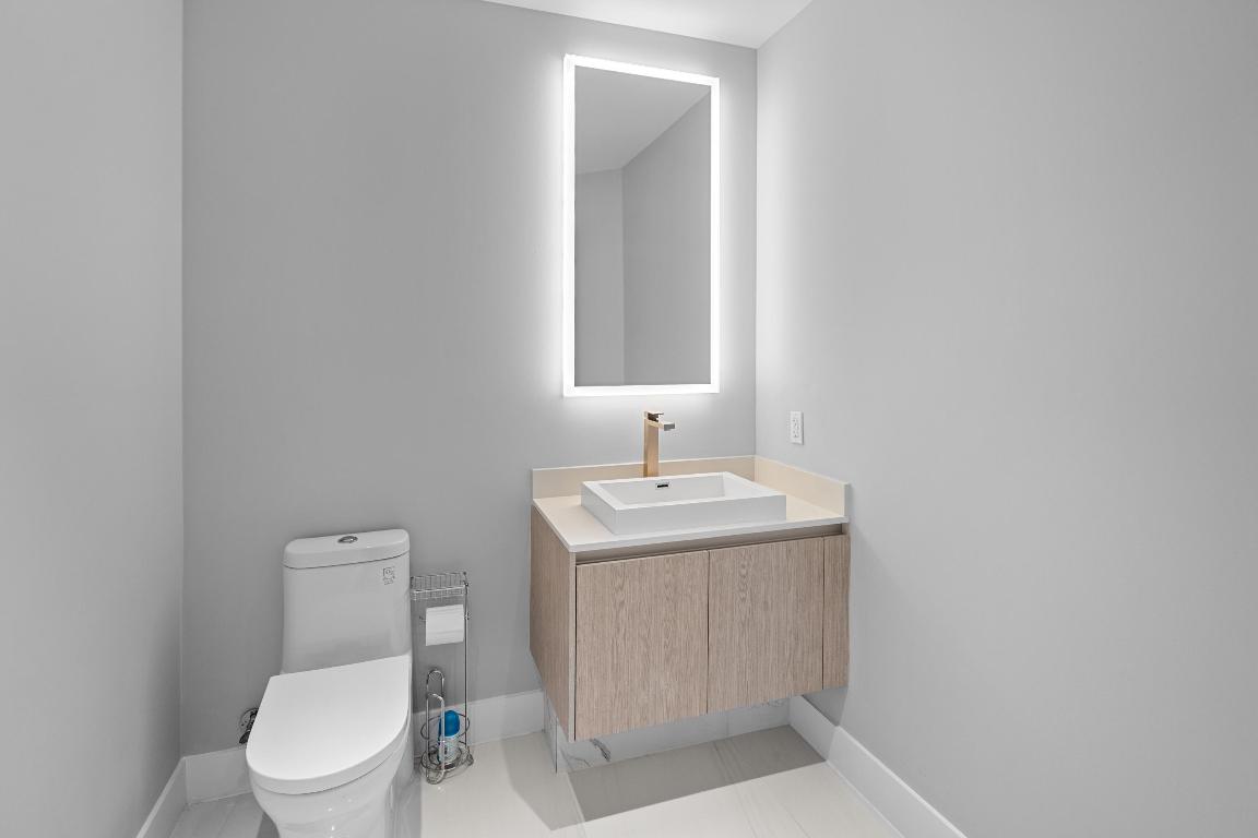 3100 N Ocean #H-1508 & H-1509 Singer Island, FL 33404