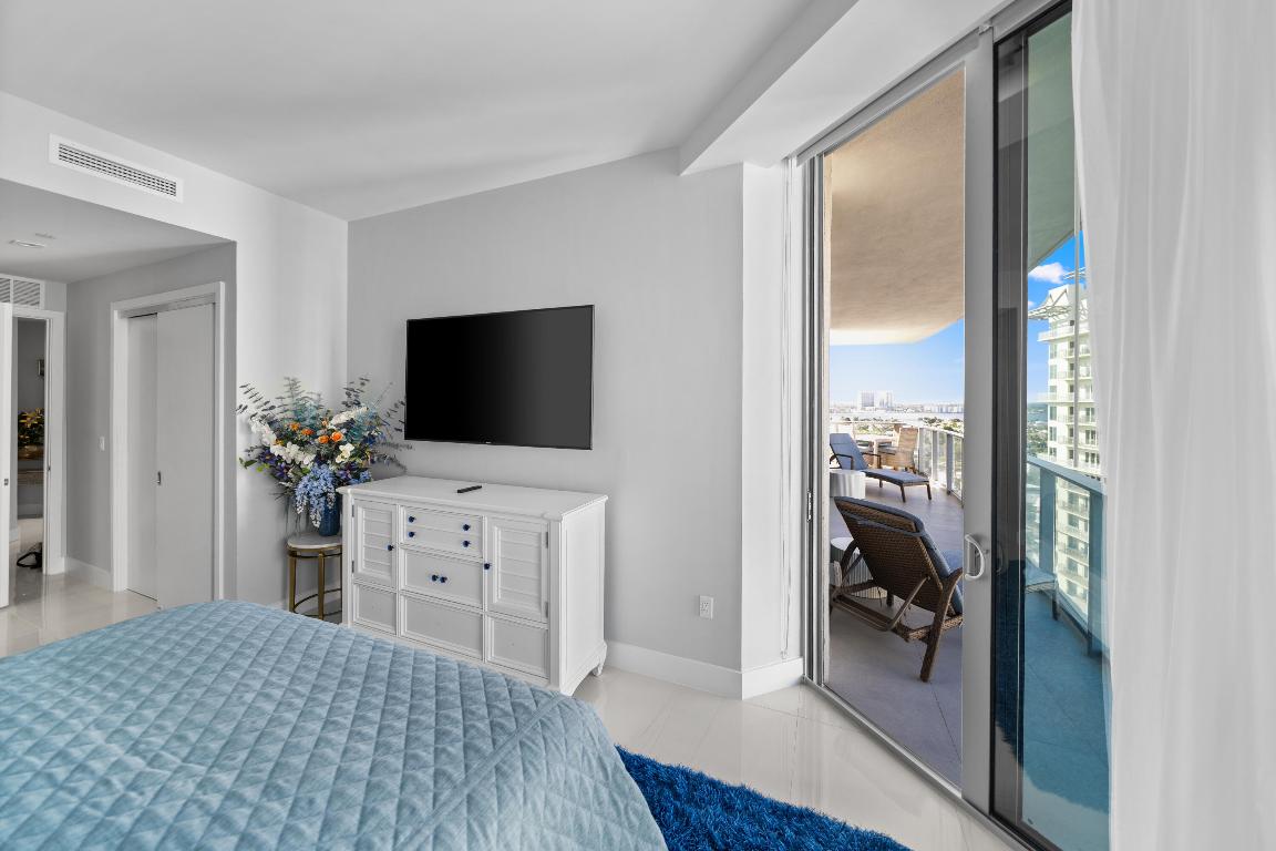 3100 N Ocean #H-1508 & H-1509 Singer Island, FL 33404