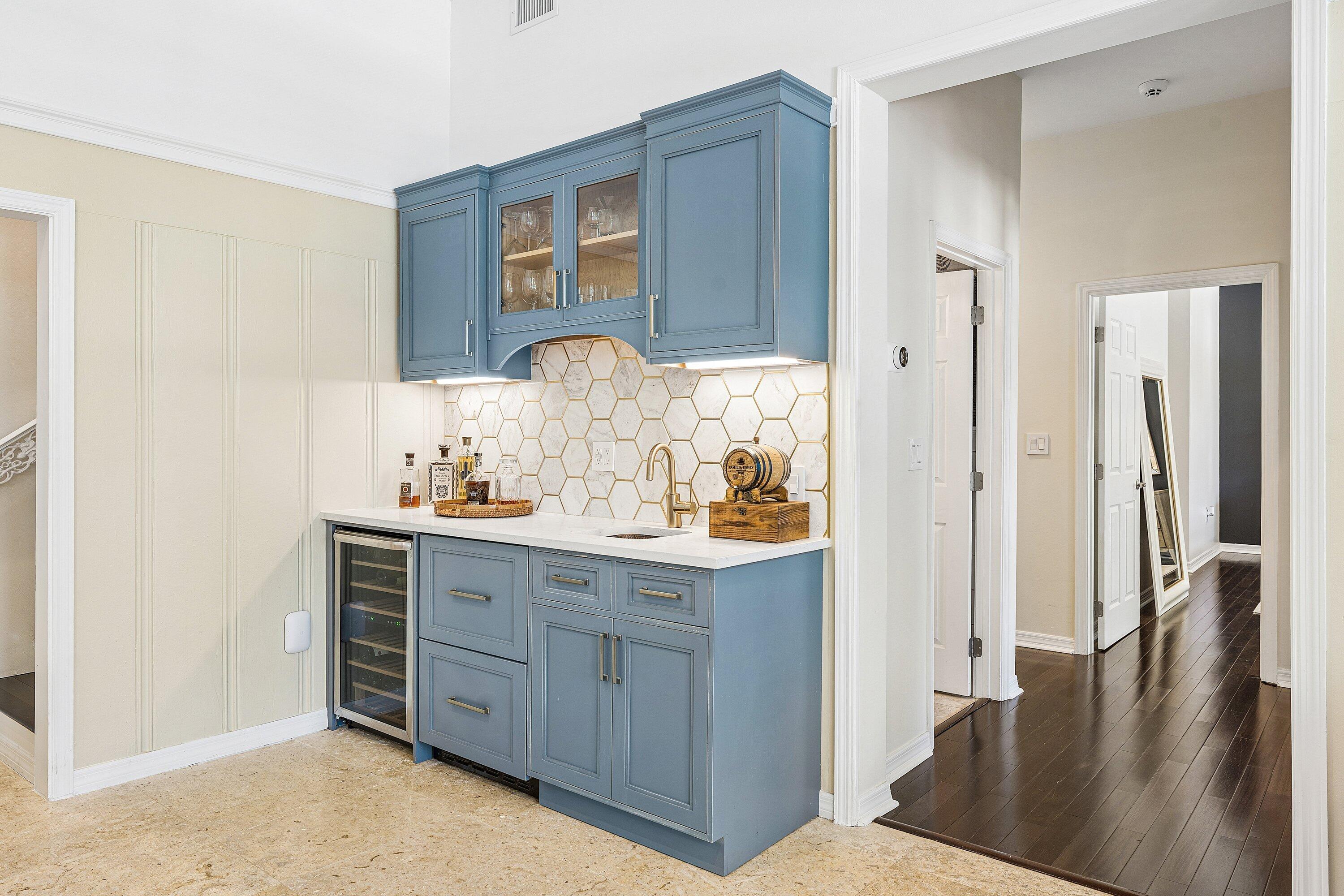 1101 Thomas Delray Beach, FL 33483