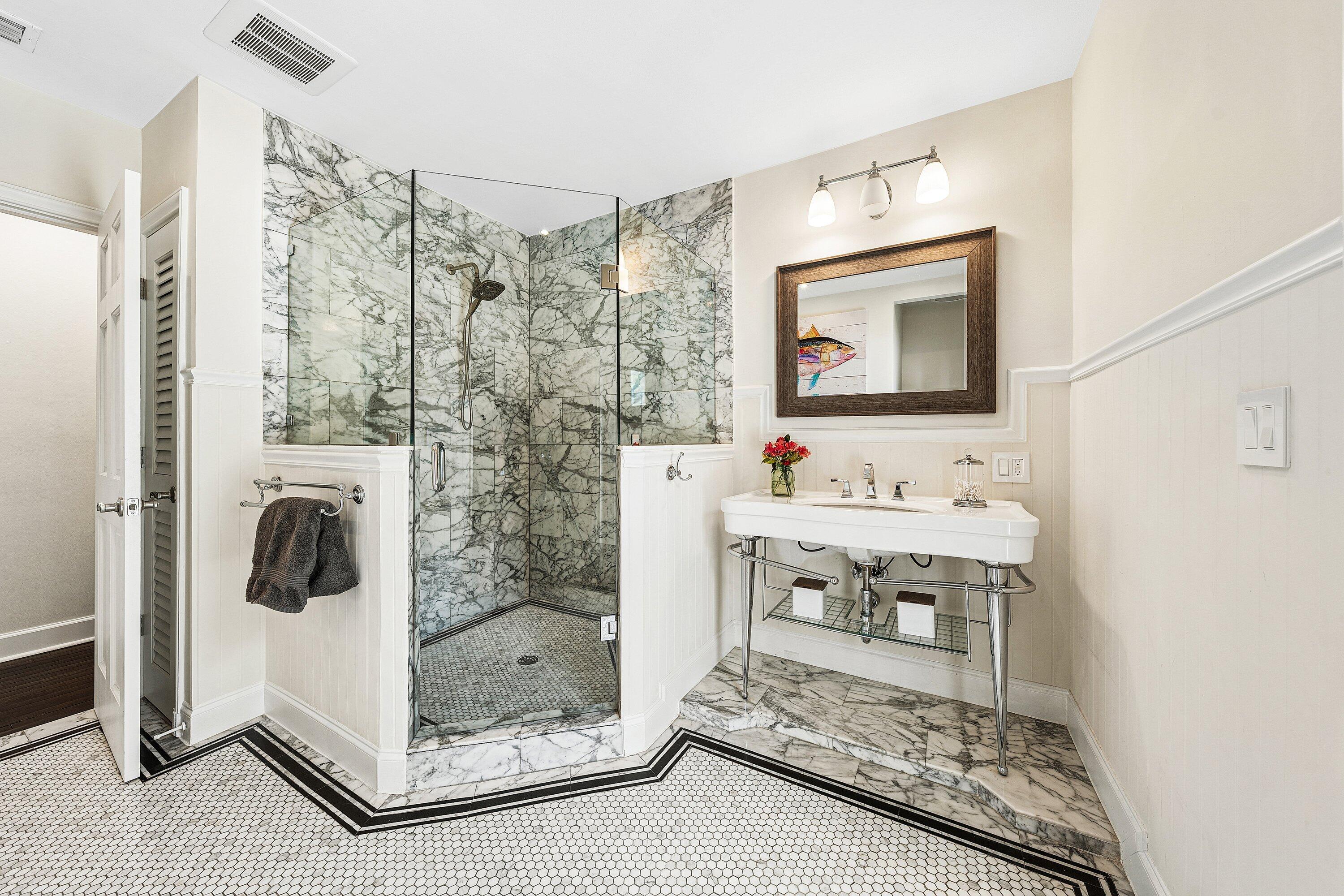 1101 Thomas Delray Beach, FL 33483