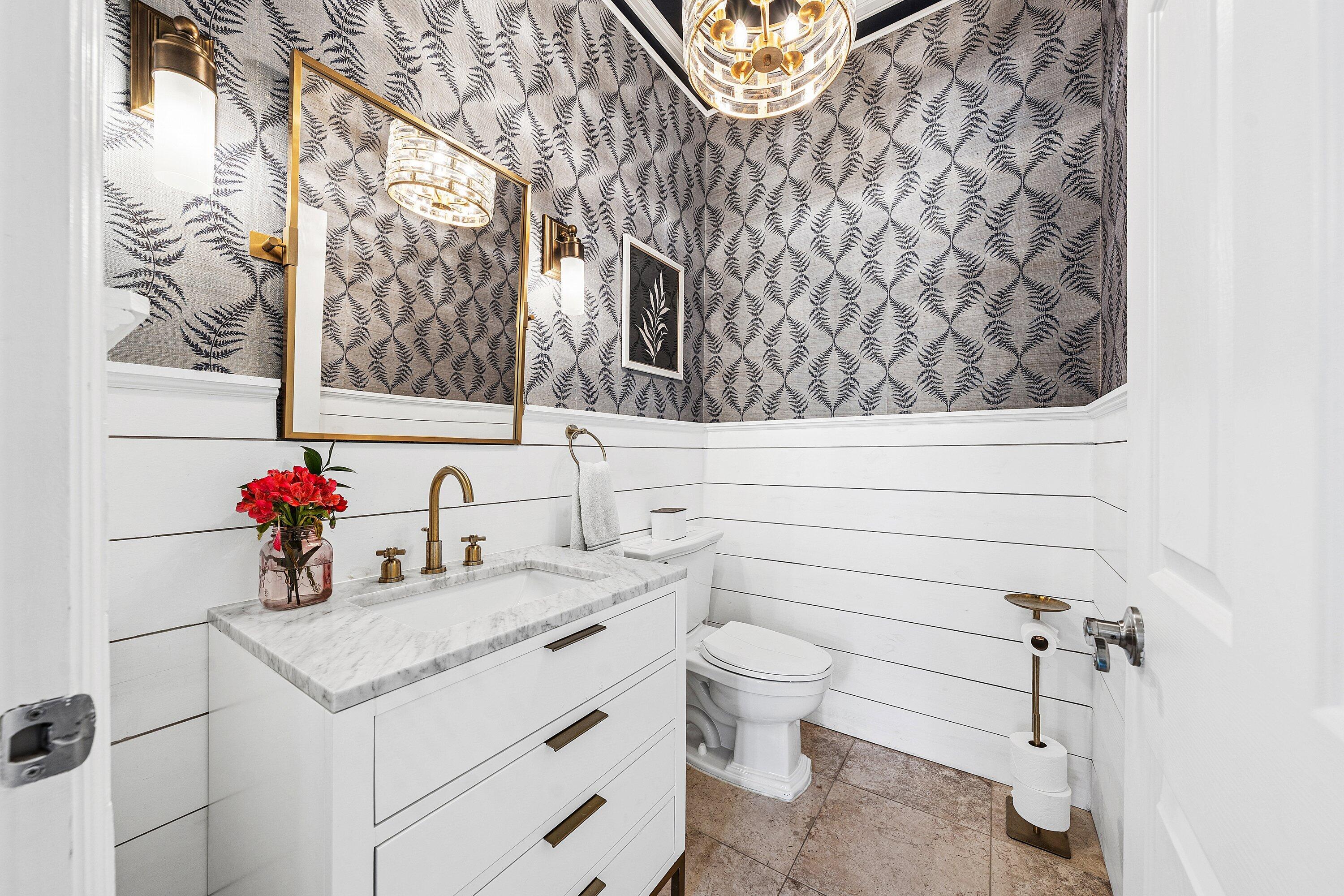 1101 Thomas Delray Beach, FL 33483