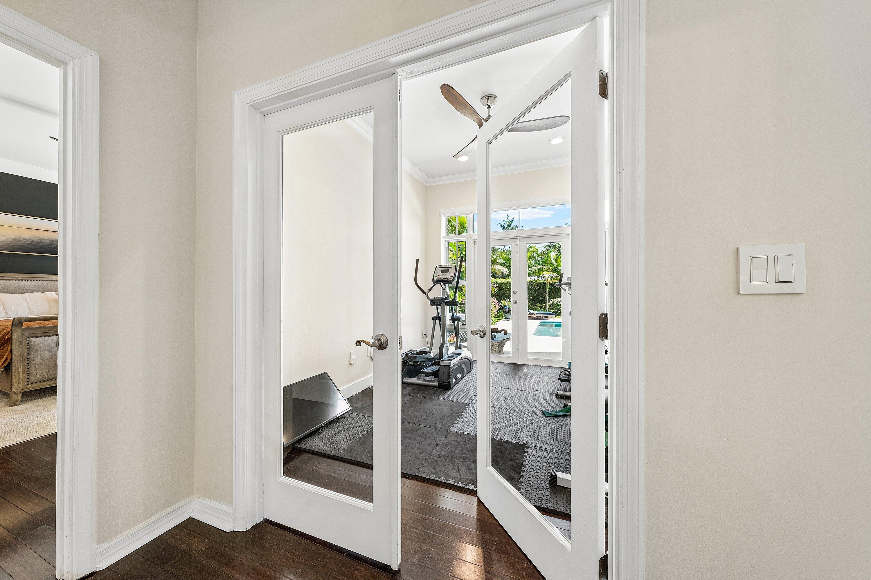 1101 Thomas Delray Beach, FL 33483