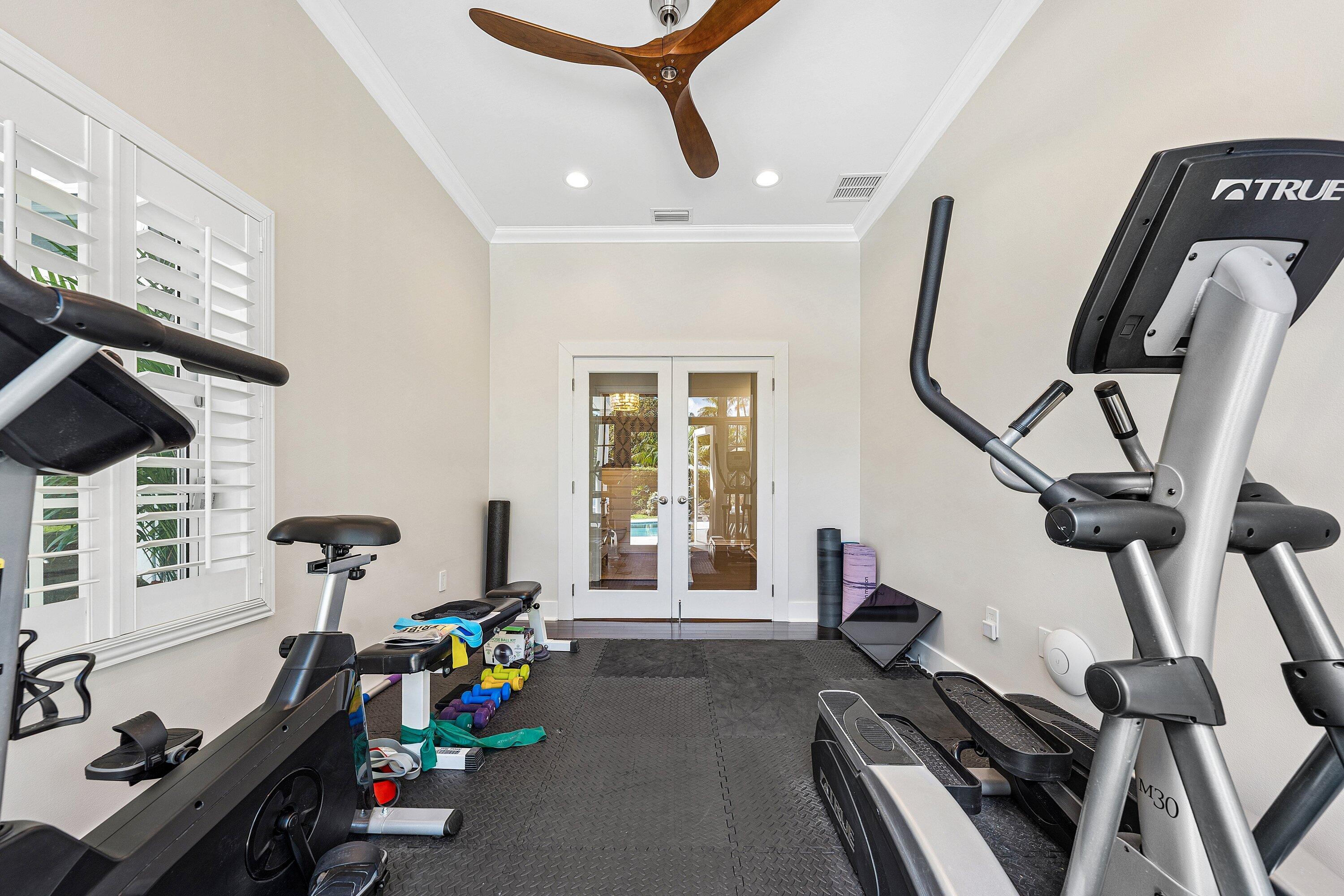 1101 Thomas Delray Beach, FL 33483