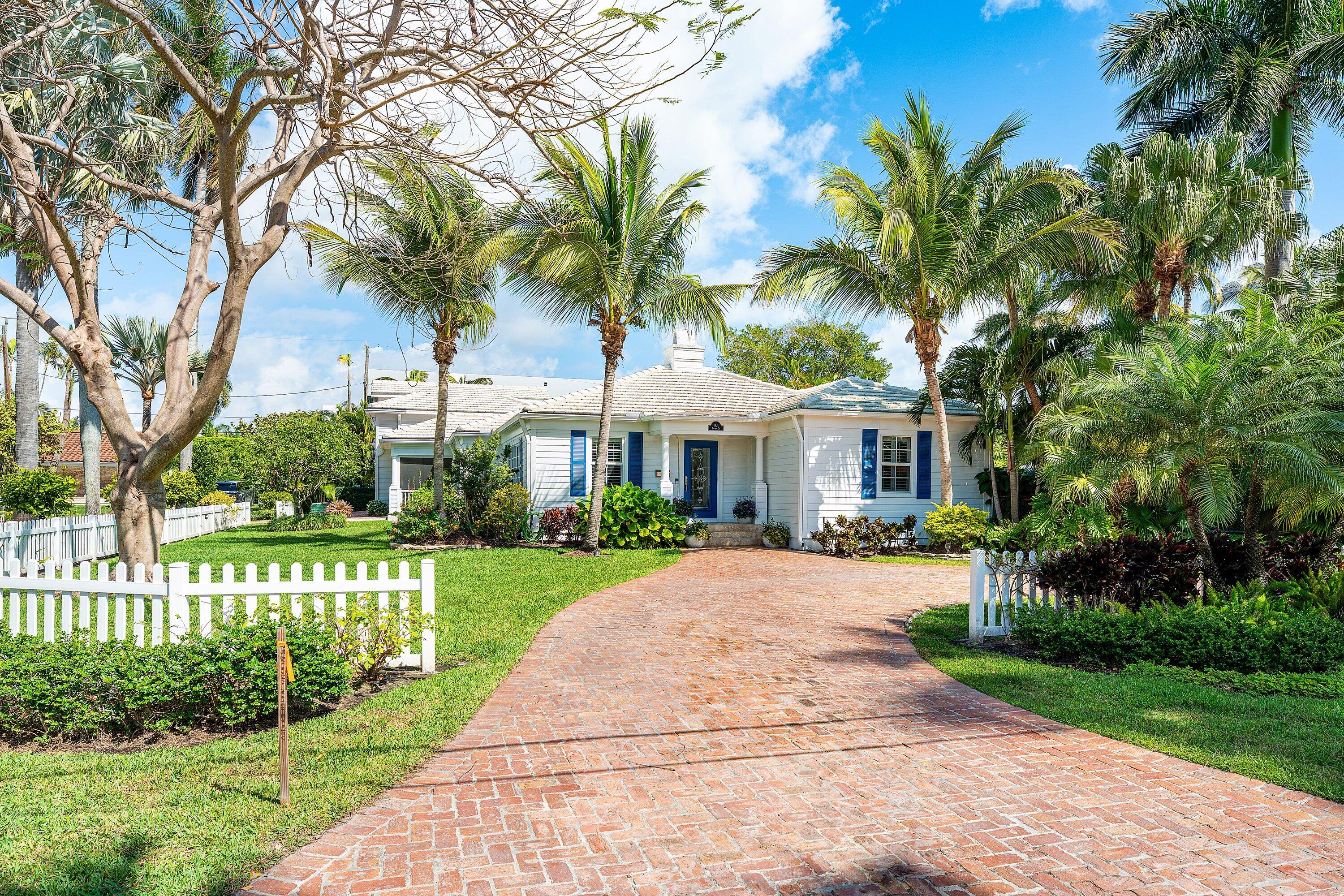 1101 Thomas Delray Beach, FL 33483