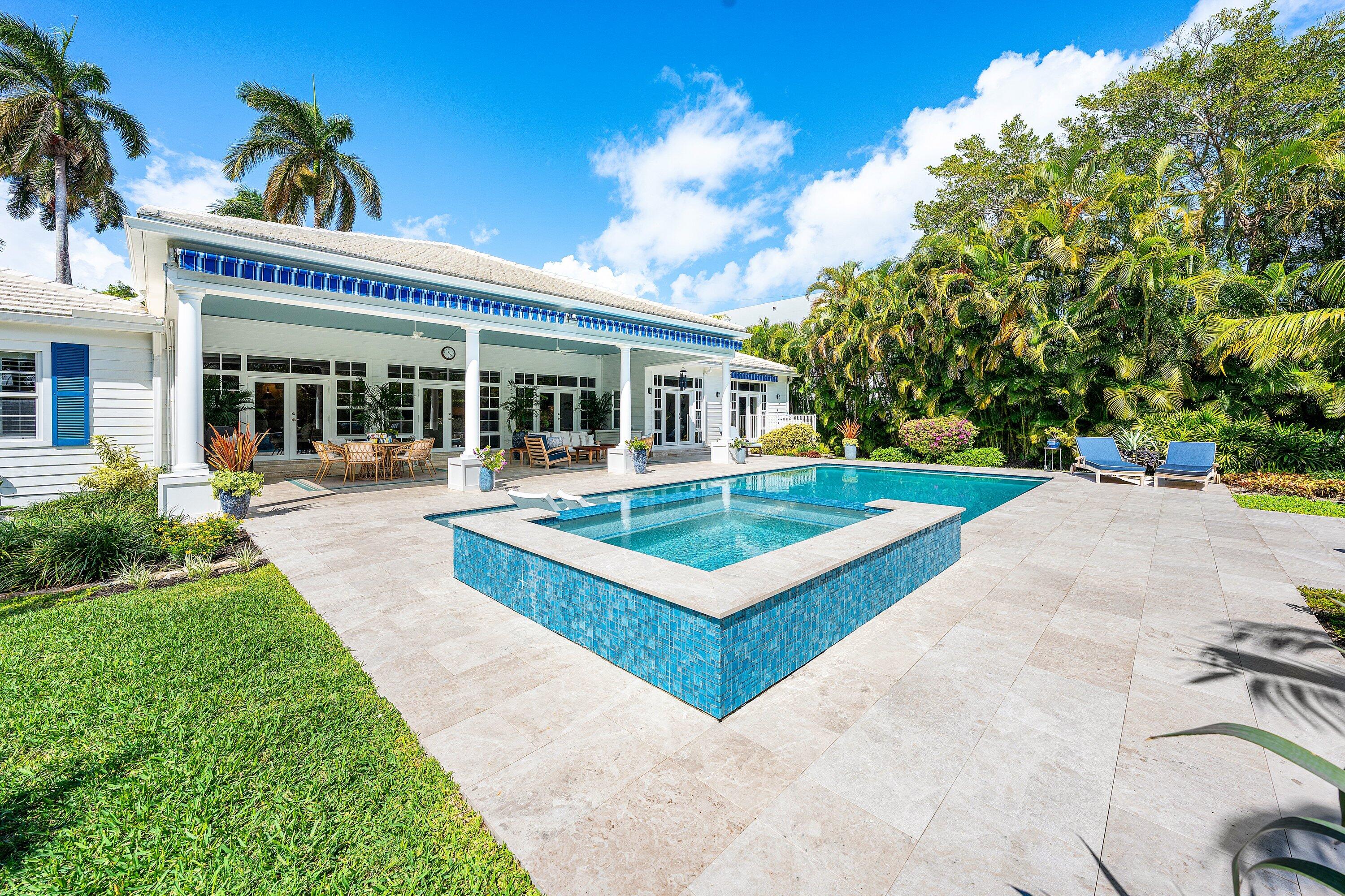 1101 Thomas Delray Beach, FL 33483