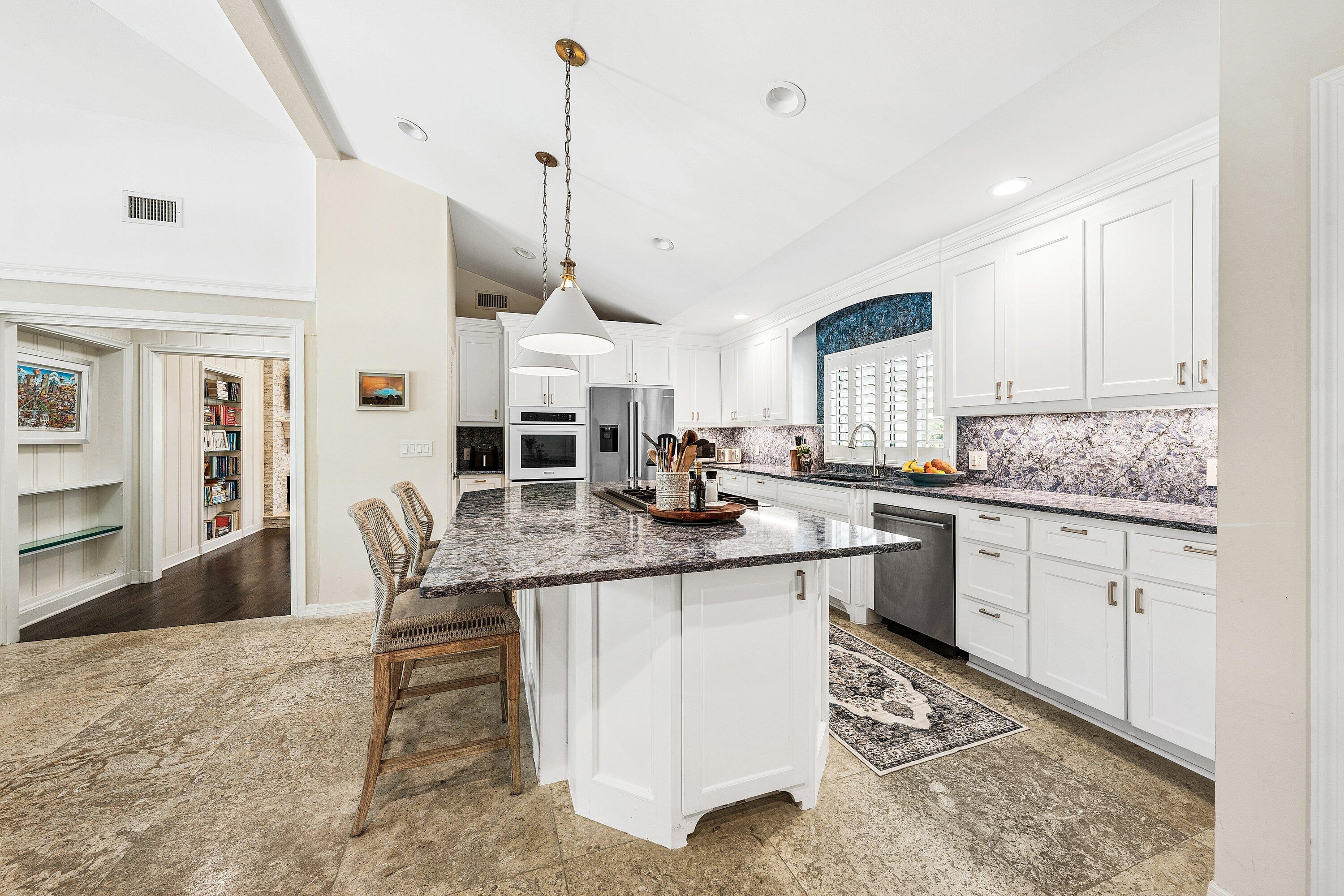 1101 Thomas Delray Beach, FL 33483