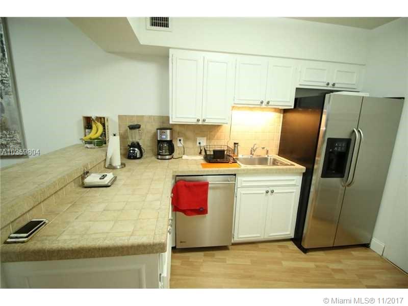 image King Cole Condominium11