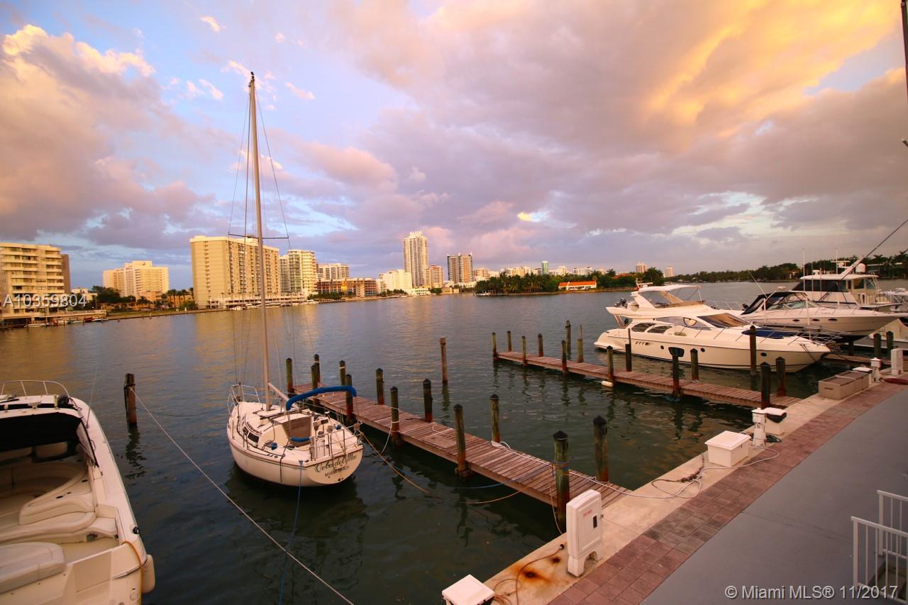 image King Cole Condominium25