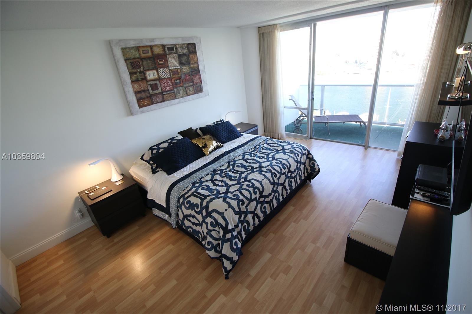 image King Cole Condominium59