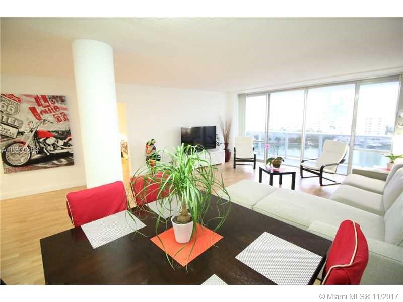 image King Cole Condominium8