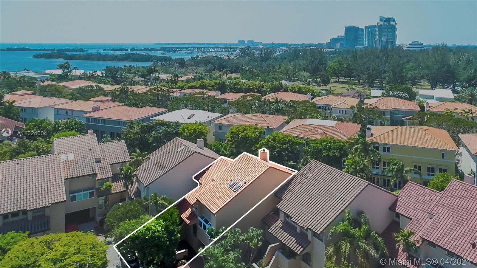 2000 S Bayshore Dr #5 Miami, FL 33133