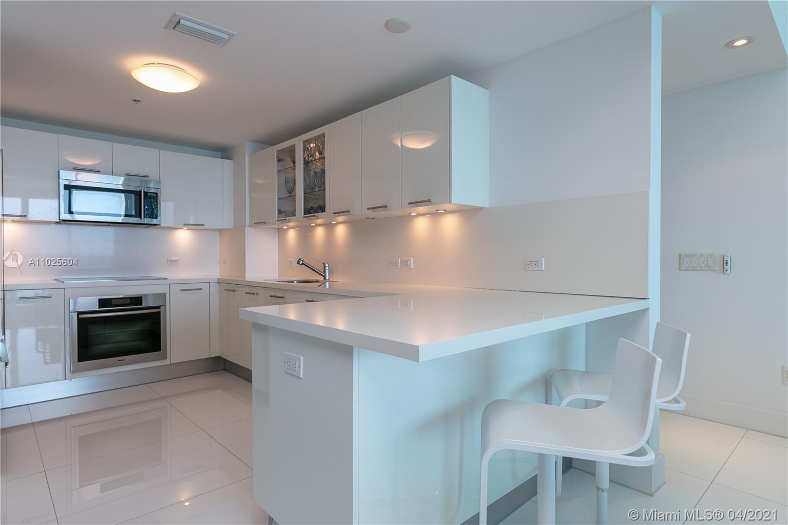 6899 Collins Ave #1602 Miami Beach, FL 33141