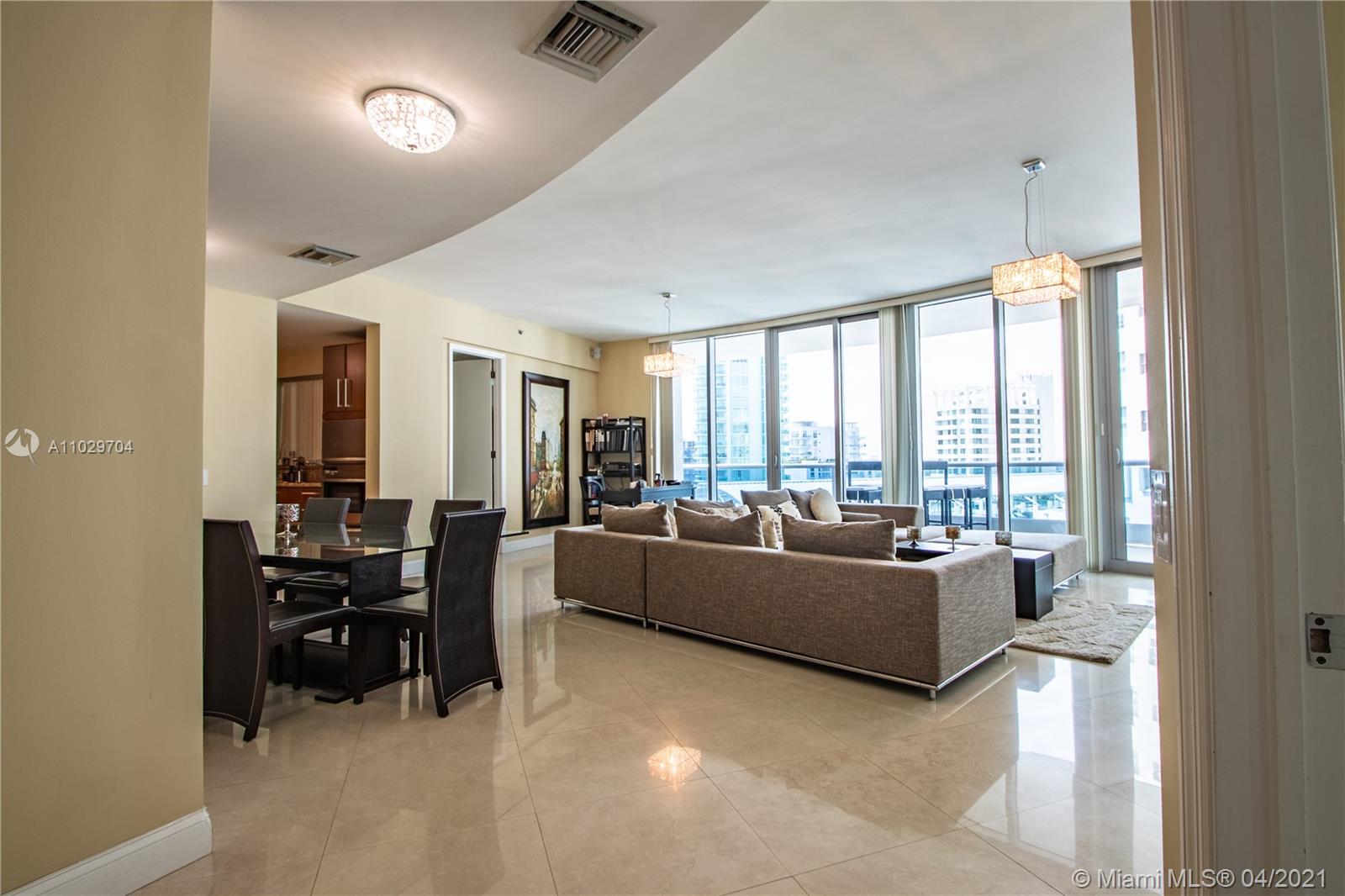 5959 Collins Ave #1008 Miami Beach, FL 33140