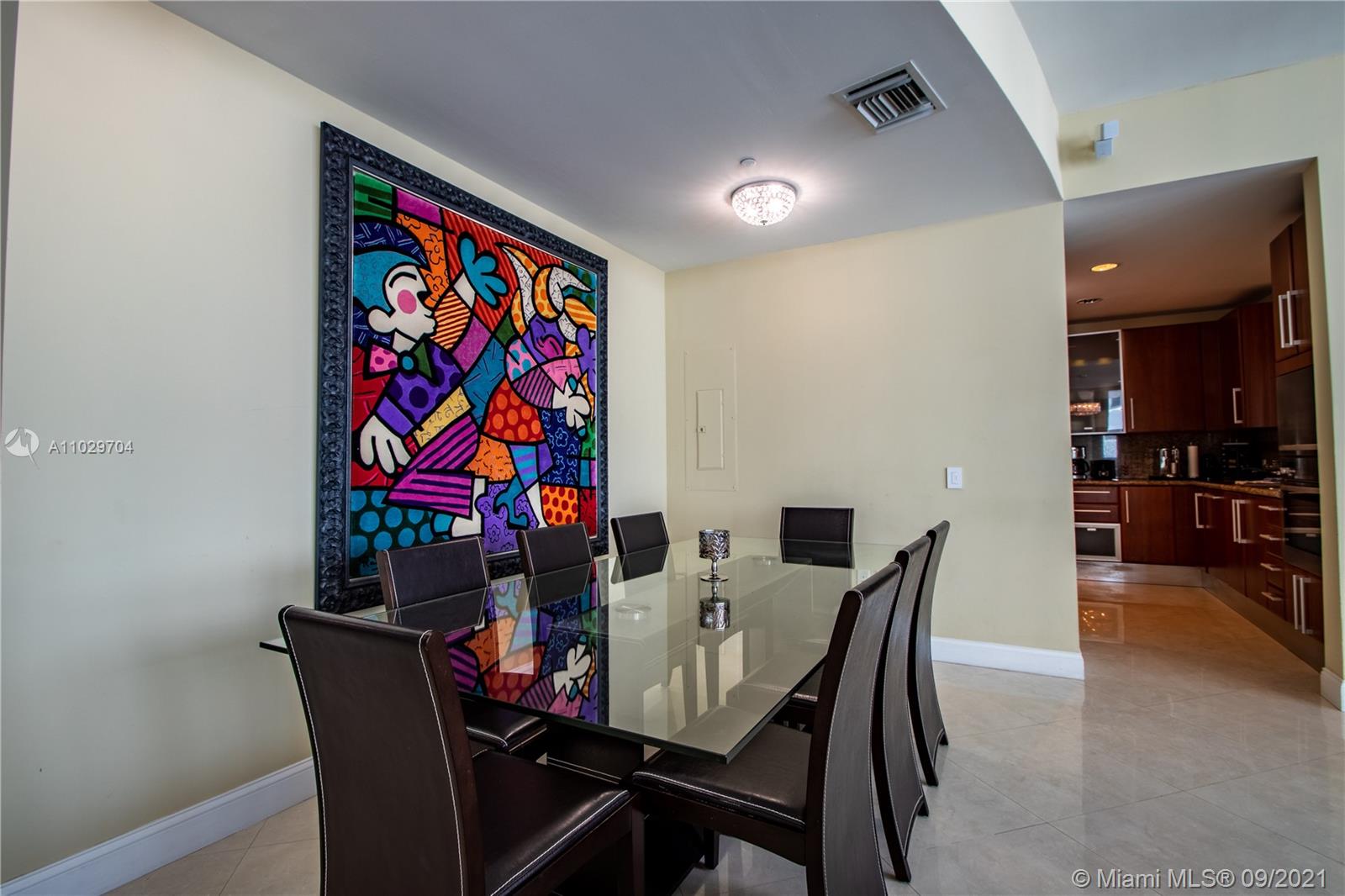 5959 Collins Ave #1008 Miami Beach, FL 33140