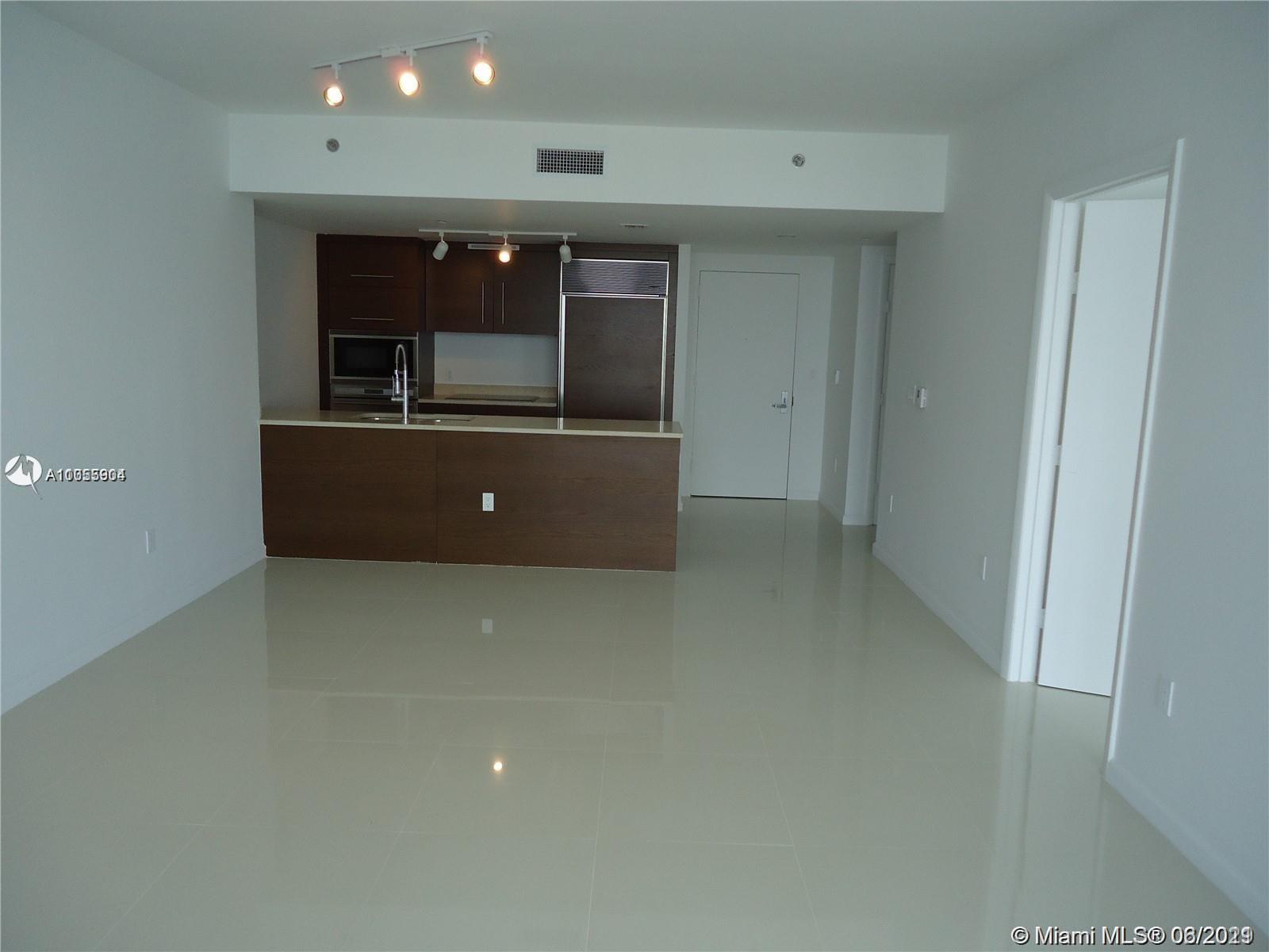 image ICON BRICKELL NO TWO3