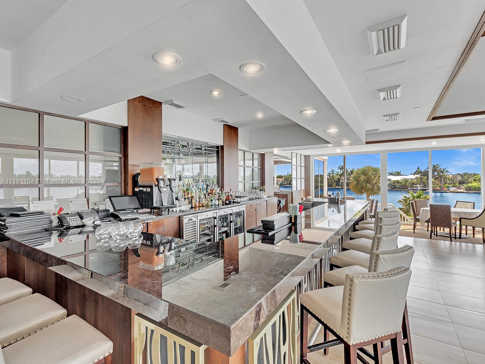 image Hamptons West16