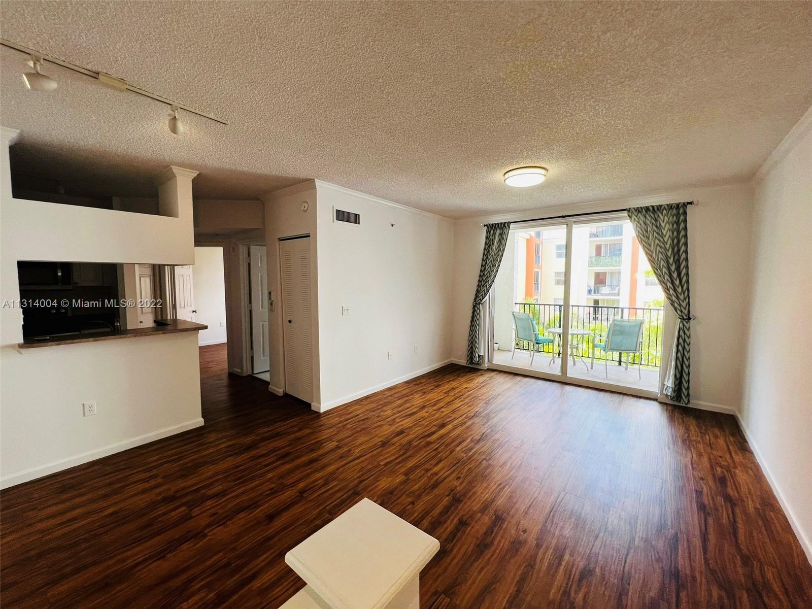 image Porto Bellagio Condo1