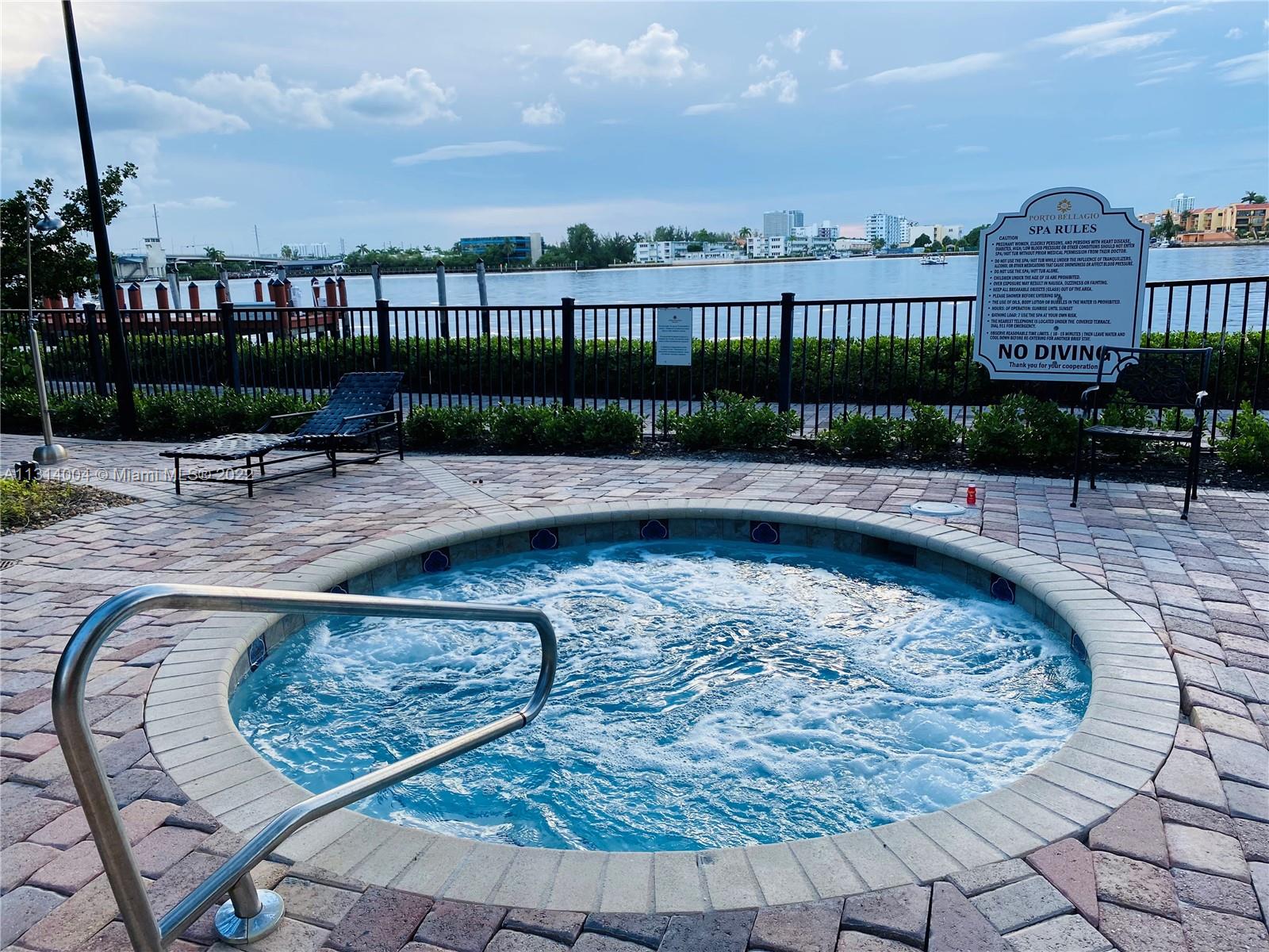 image Porto Bellagio Condo19