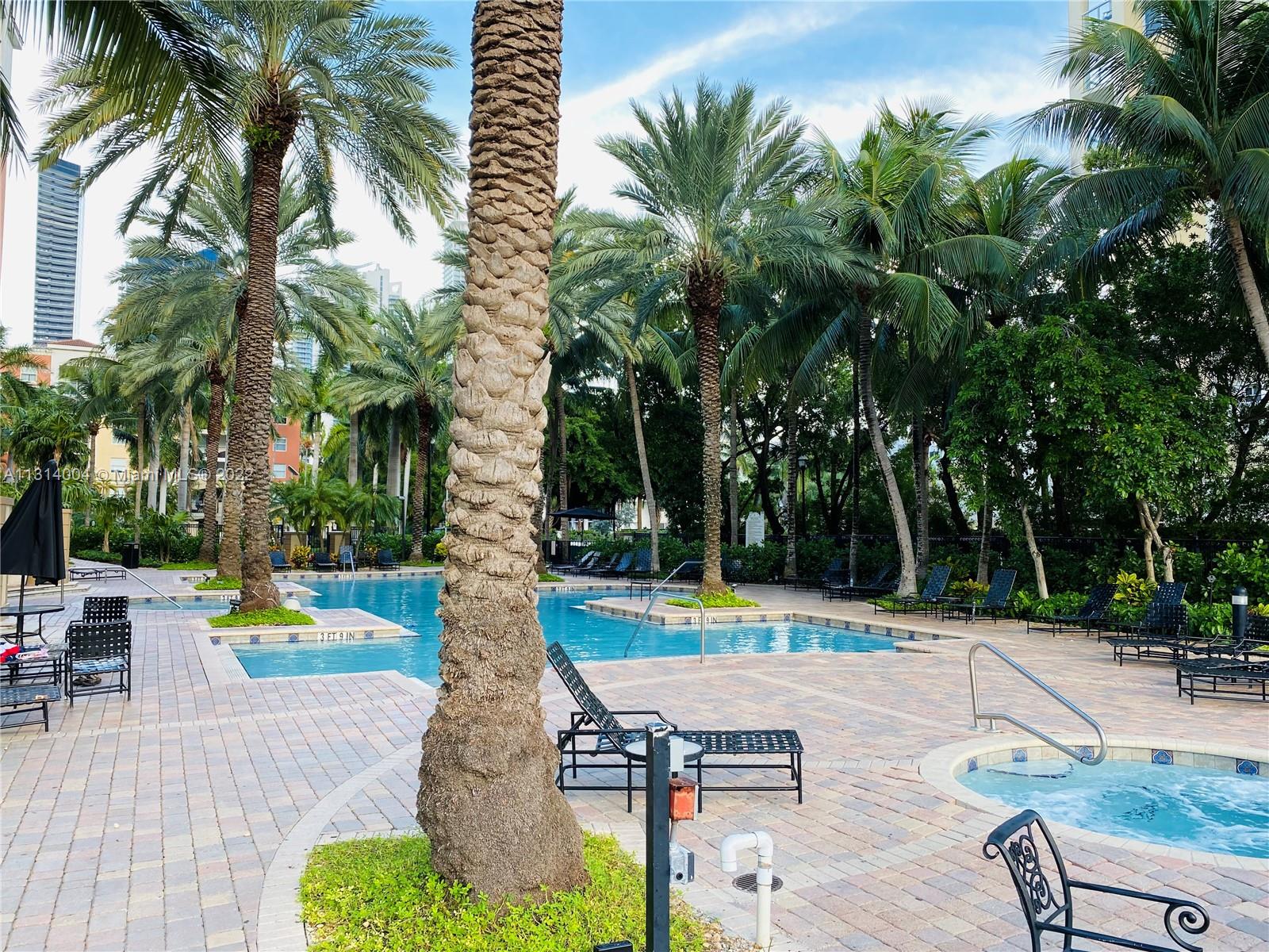 image Porto Bellagio Condo25