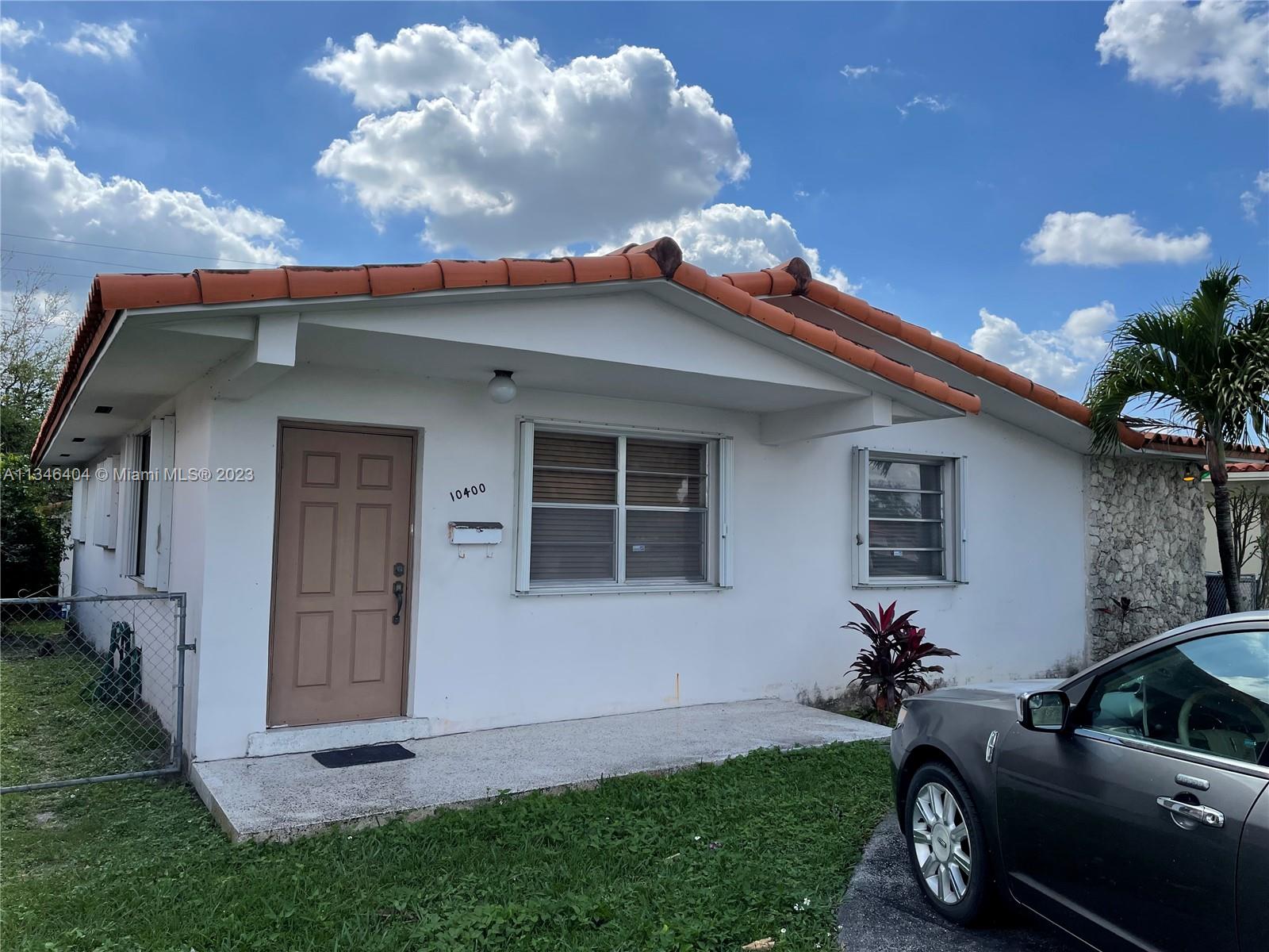 10400 SW 24th St, Miami MLS A11346404 Closed Sale