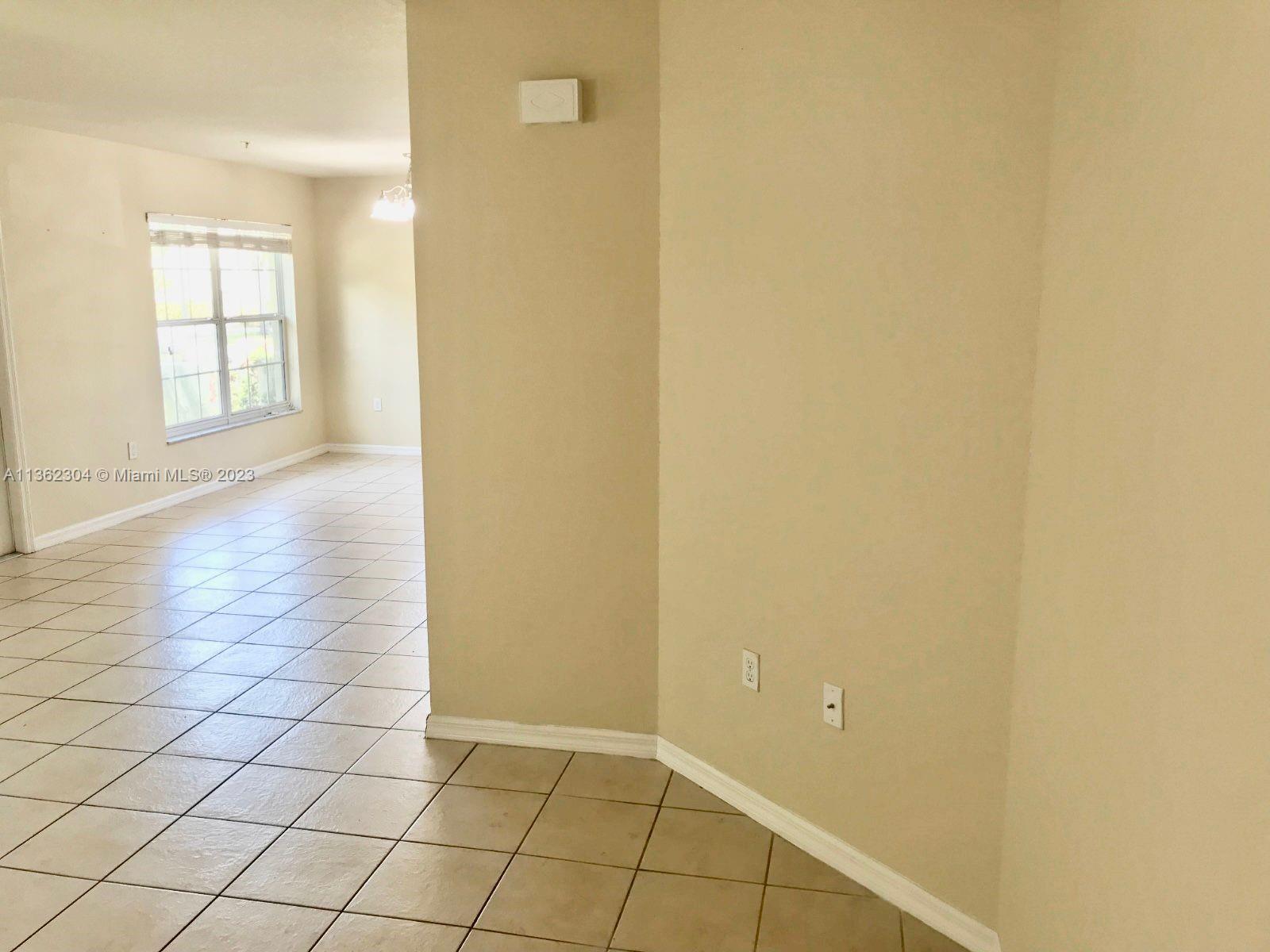 9077 Gervais Circle 909, Naples MLS A11362304 For Sale