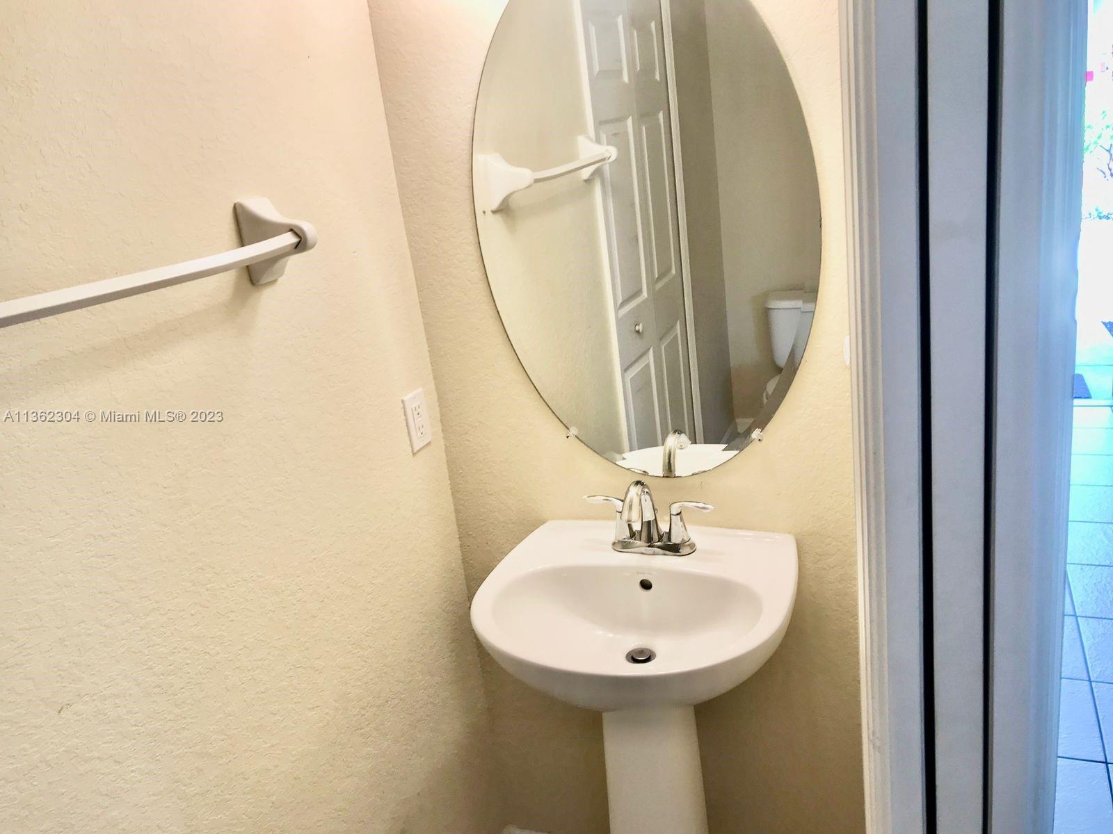 9077 Gervais Circle 909, Naples MLS A11362304 For Sale