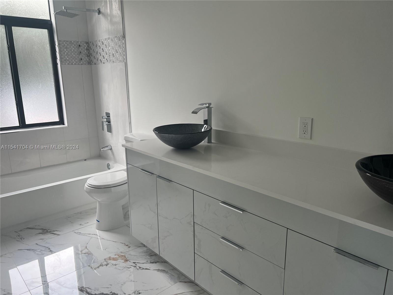 5455 SW 60th Ct Miami, FL 33155