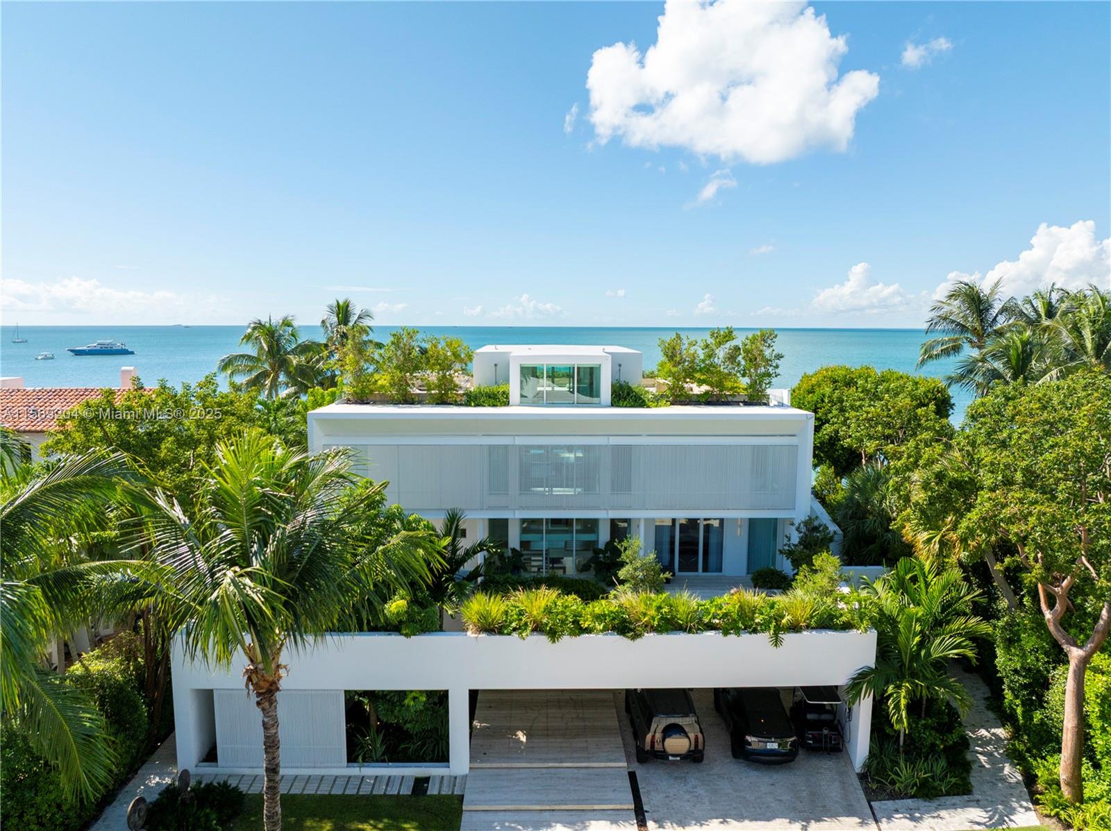 440 S Mashta Dr Key Biscayne, FL 33149