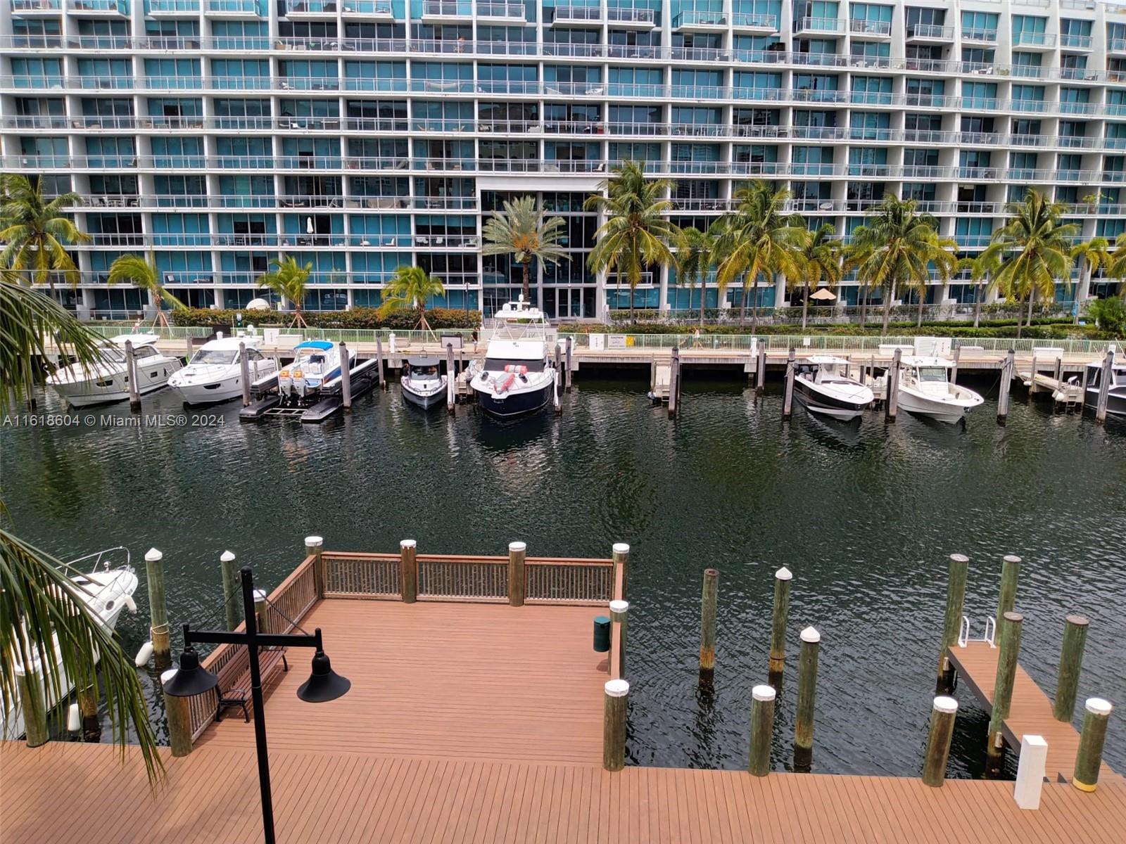 3001 NE 185th St #311