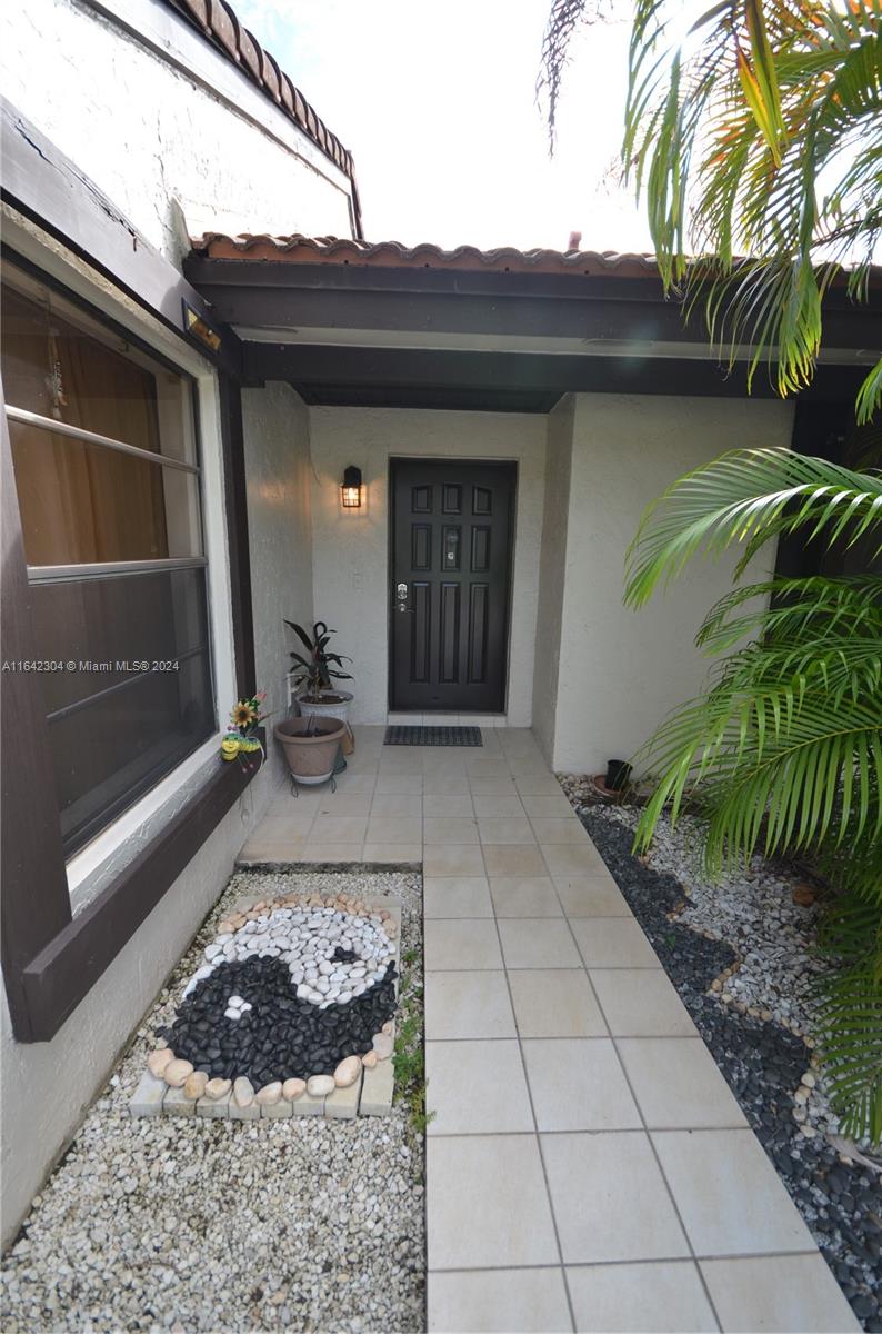 Miami, FL 33185 | A11642304 | For Sale