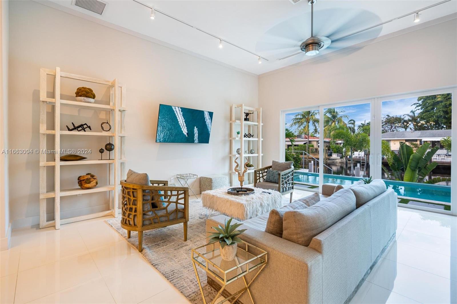 2112 NE 17th Ave Wilton Manors, FL 33305 2112 NE 17th Ave Wilton Manors, FL 33305
