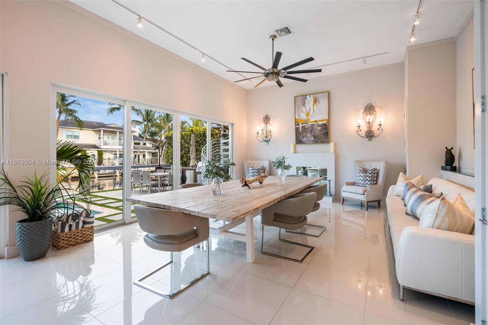 2112 NE 17th Ave Wilton Manors, FL 33305 2112 NE 17th Ave Wilton Manors, FL 33305