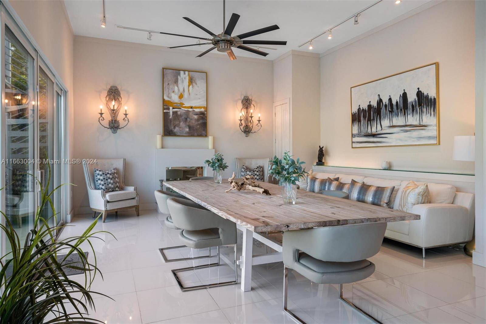 2112 NE 17th Ave Wilton Manors, FL 33305 2112 NE 17th Ave Wilton Manors, FL 33305