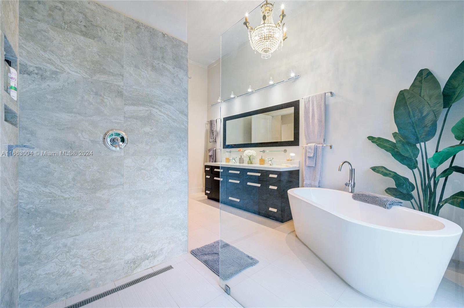 2112 NE 17th Ave Wilton Manors, FL 33305 2112 NE 17th Ave Wilton Manors, FL 33305