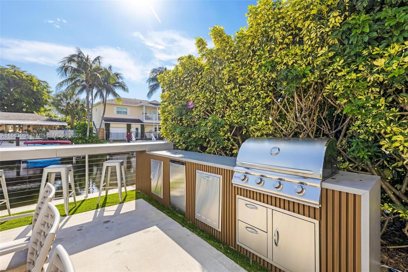 2112 NE 17th Ave Wilton Manors, FL 33305 2112 NE 17th Ave Wilton Manors, FL 33305